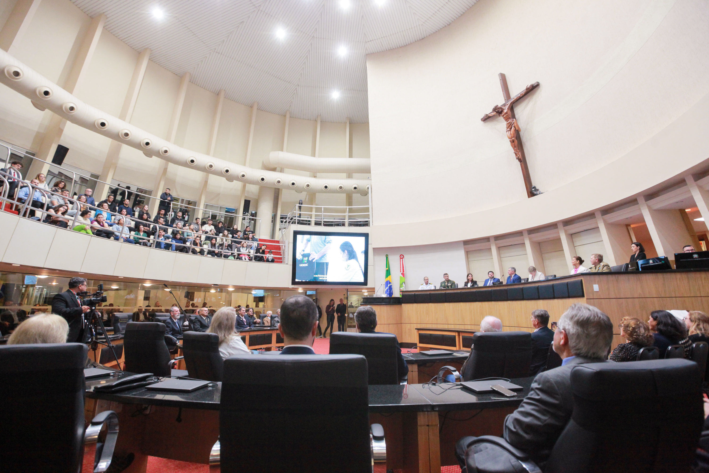 Sessão Especial em homenagem aos 50 anos do Centro de Ciências da Saúde e do Esporte - CEFID