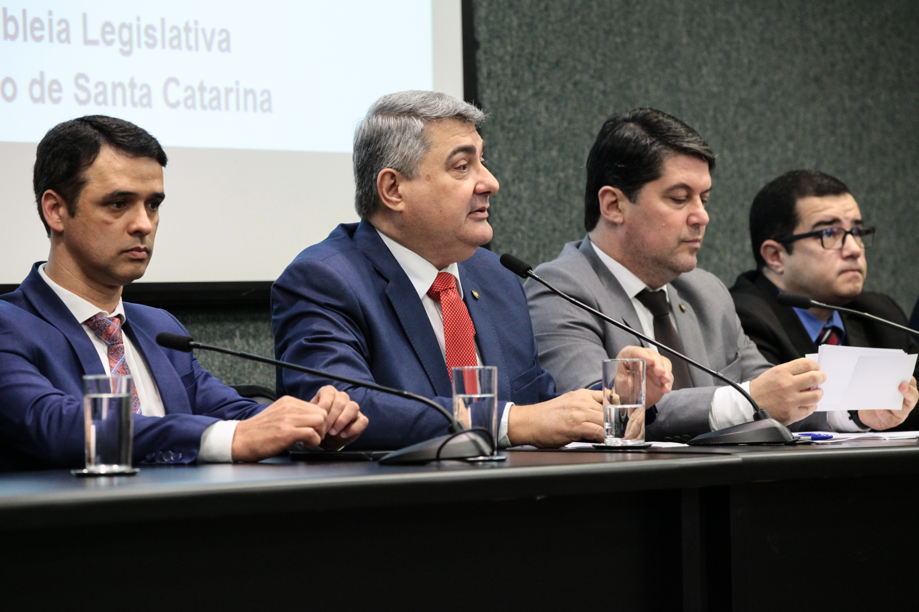 Audiência Pública para discutir a trafegabilidade da BR-101 - Deputado Antídio Lunelli (MDB) , ao centro