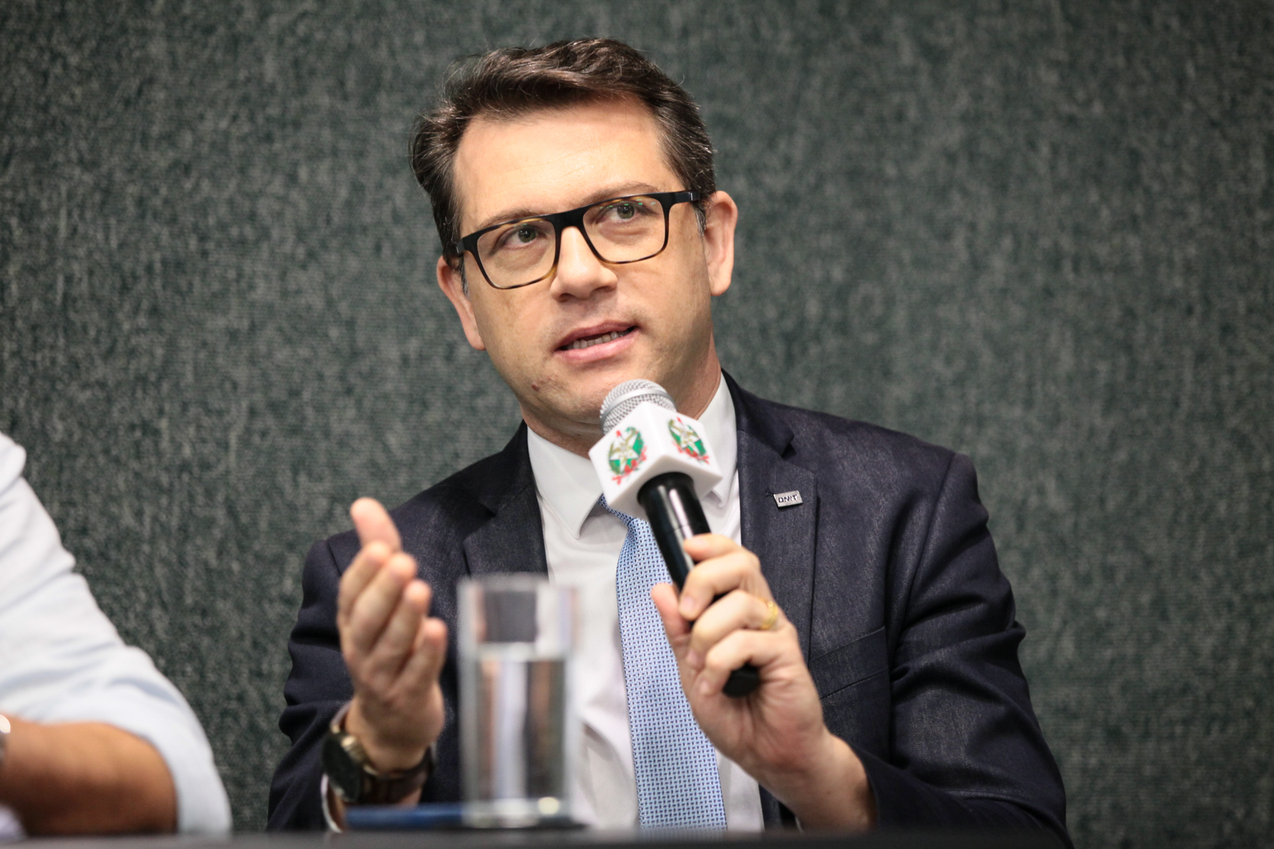 Audiência Pública para discutir a trafegabilidade da BR-101 - Alisson Jobim Pereira Nascimento (DNIT)