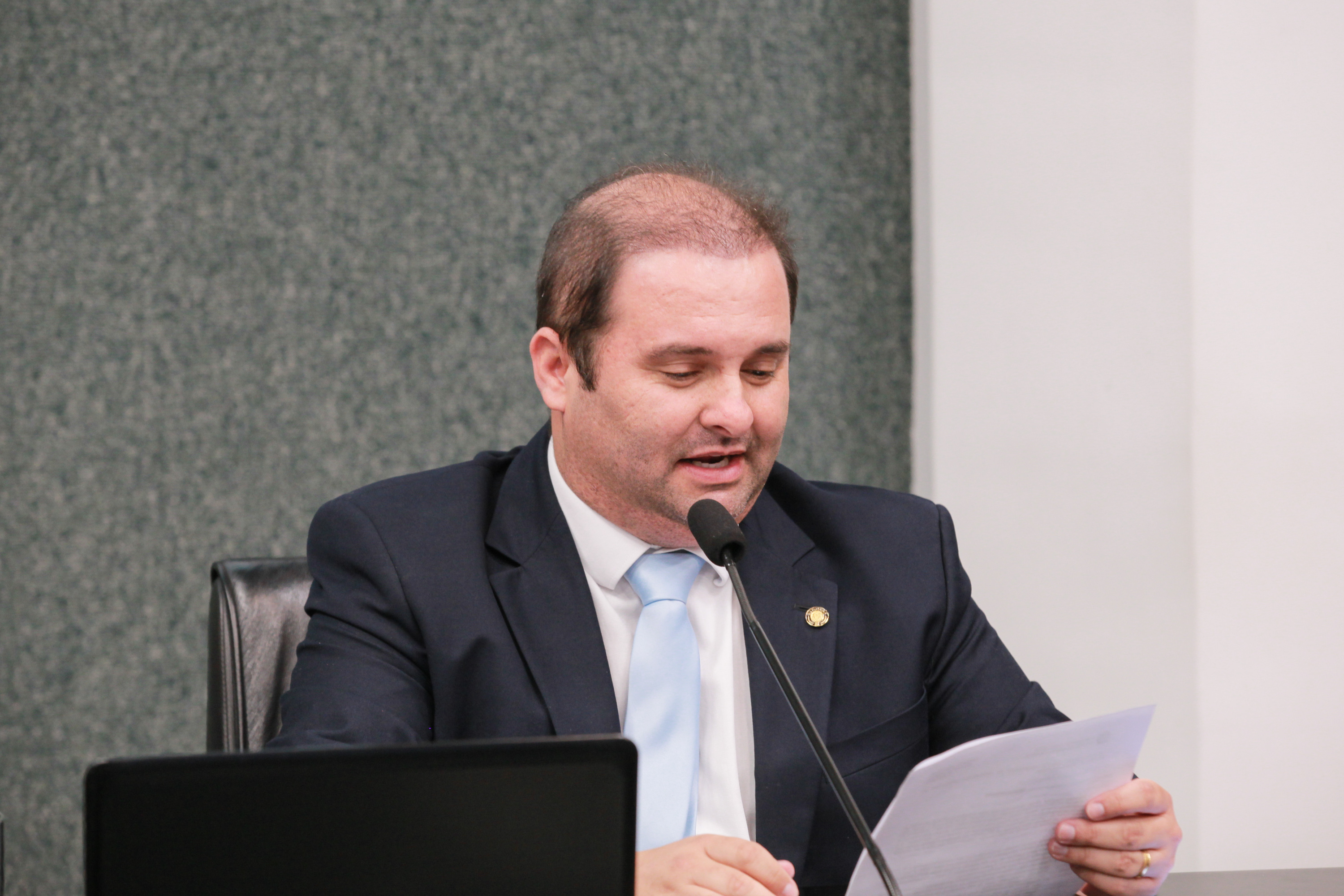 Foto: Giovanni Kalabaide - Deputado Repórter Sérgio Guimarães(União)