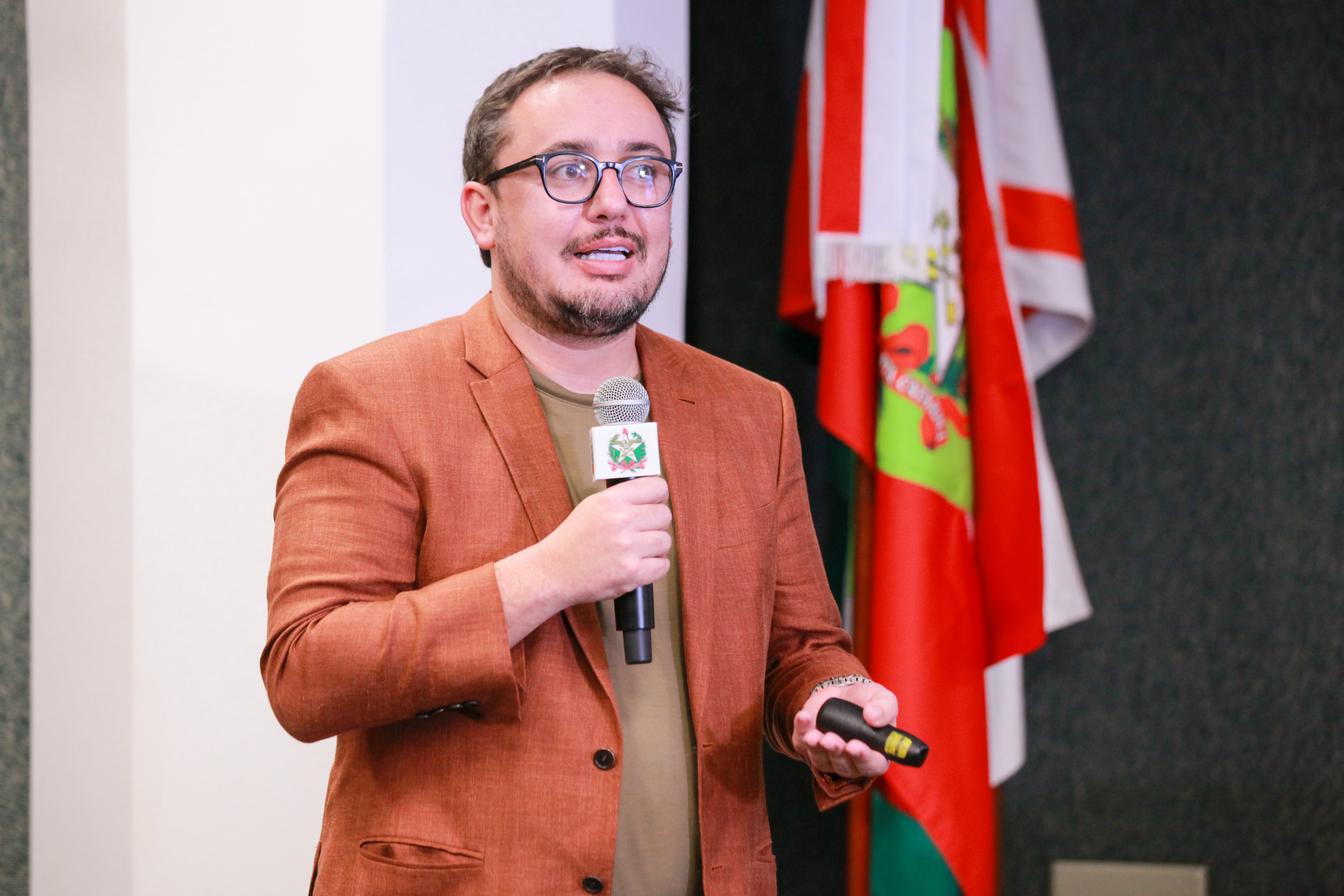 Palestra sobre os Cuidados com a Saúde da Pessoa Idosa