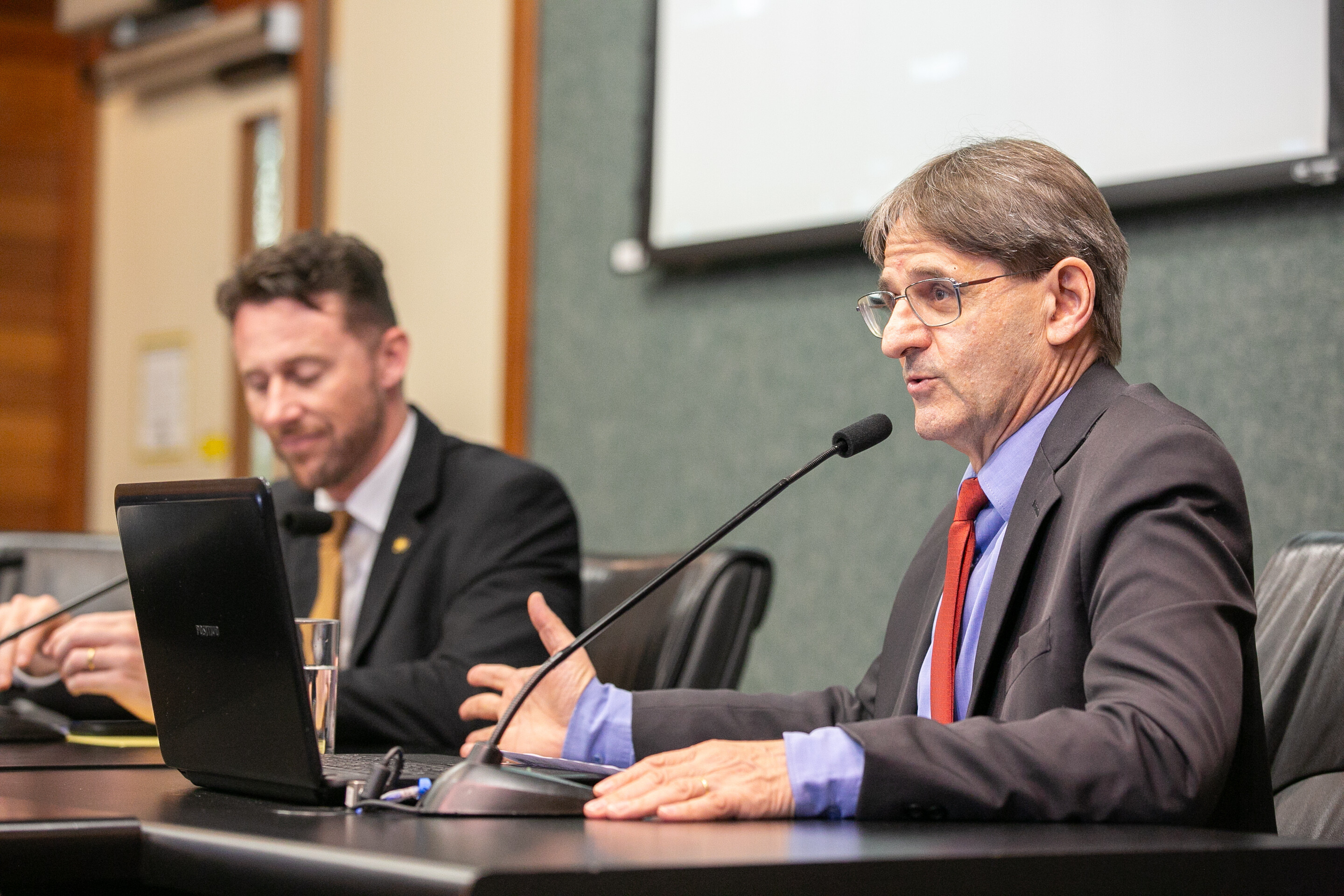 Deputado Neodi Saretta (PT), vice-presidente da Comissão de Relacionamento Institucional, Comunicação, Relações Internacionais e do Mercosul.