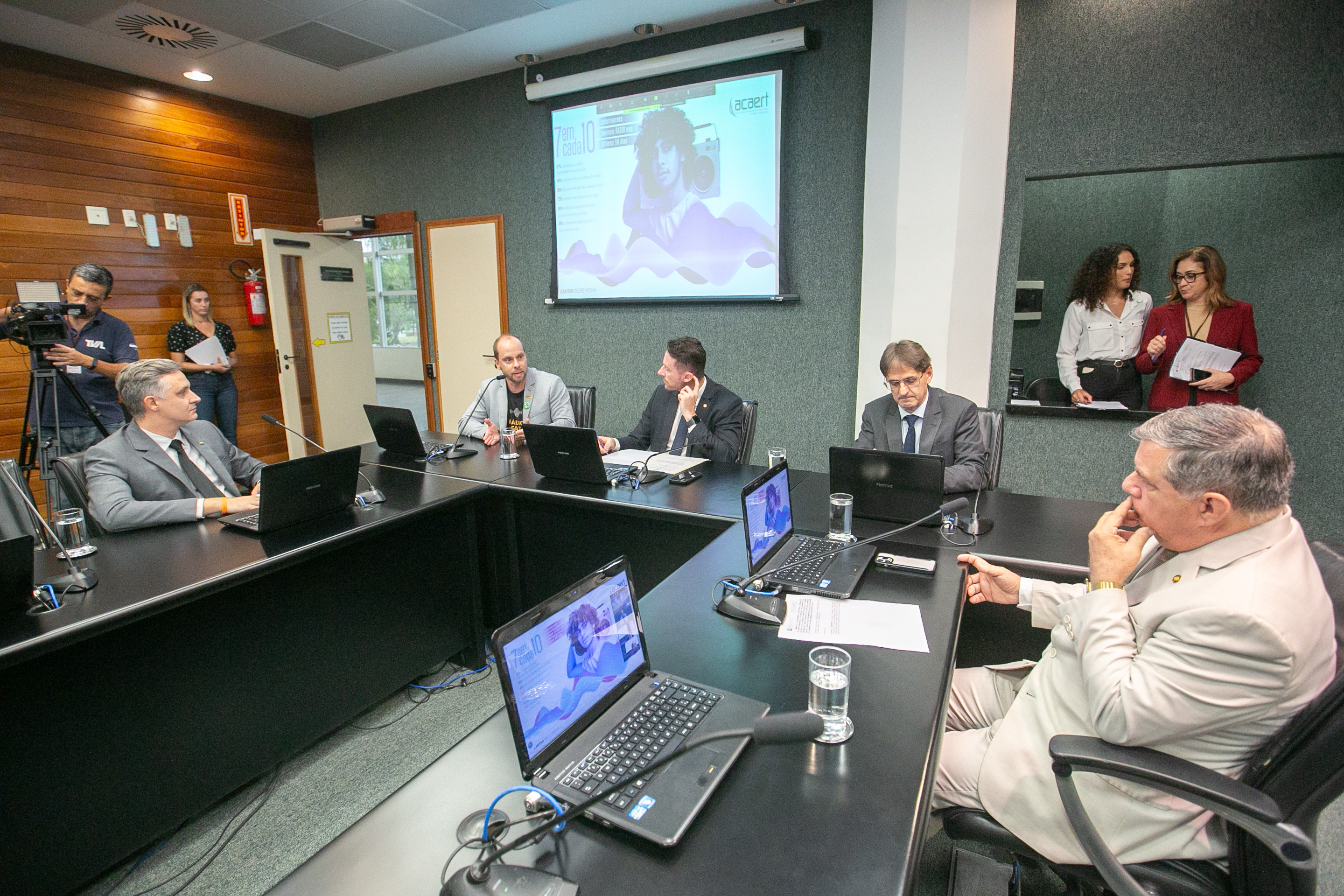 Comissão de Relacionamento Institucional, Comunicação, Relações Internacionais e do MERCOSUL