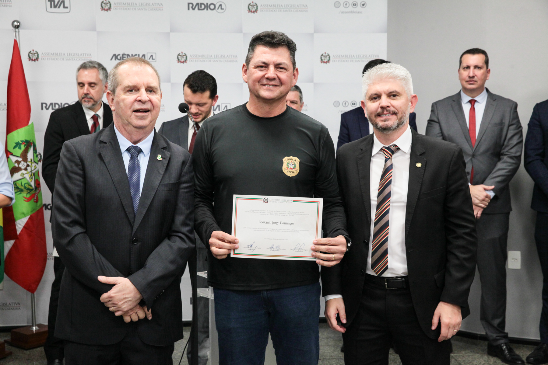 Moção de Aplauso a Policiais Civis de SC