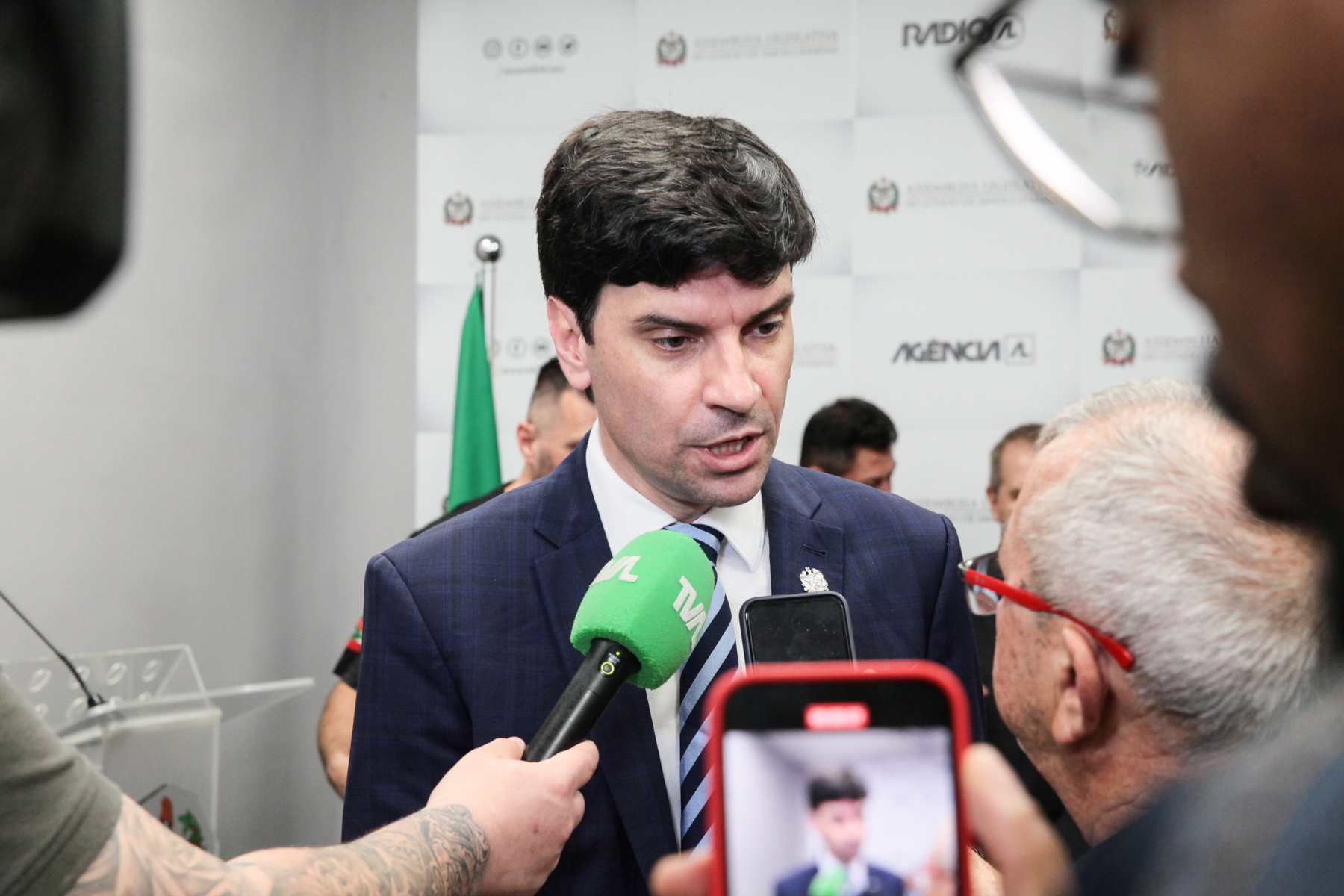 Moção de Aplauso a Policiais Civis de SC - Delegado-geral Ulisses Gabriel