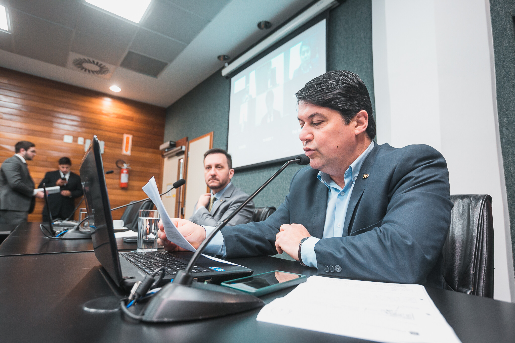 Projeto proíbe uso de verba pública em eventos que promovam sexualização de crianças e adolescentes