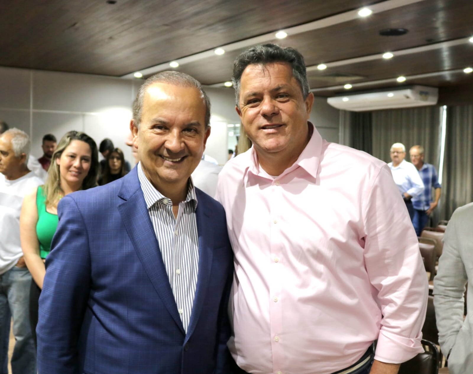 van Naatz (PL) acompanhou agenda do governador Jorginho Mello e destacou importância dos investimentos para a cidade. (Divulgação).