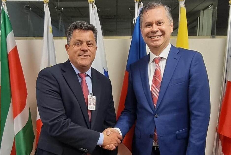 Deputado Ivan Naatz teve audiência em Washington com o diretor do Brasil no Banco Mundial, Erivaldo  Gomes FOTO: Divulgação