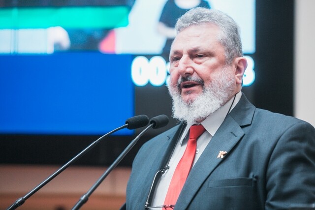 Padre Pedro quer fomentar cadeia produtiva de plantas medicinais na agricultura familiar