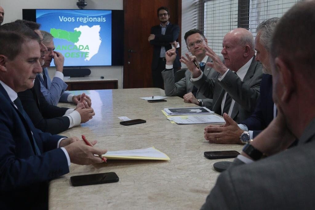 Bancada do Oeste conquista ampliação de voos entre Chapecó e Florianópolis