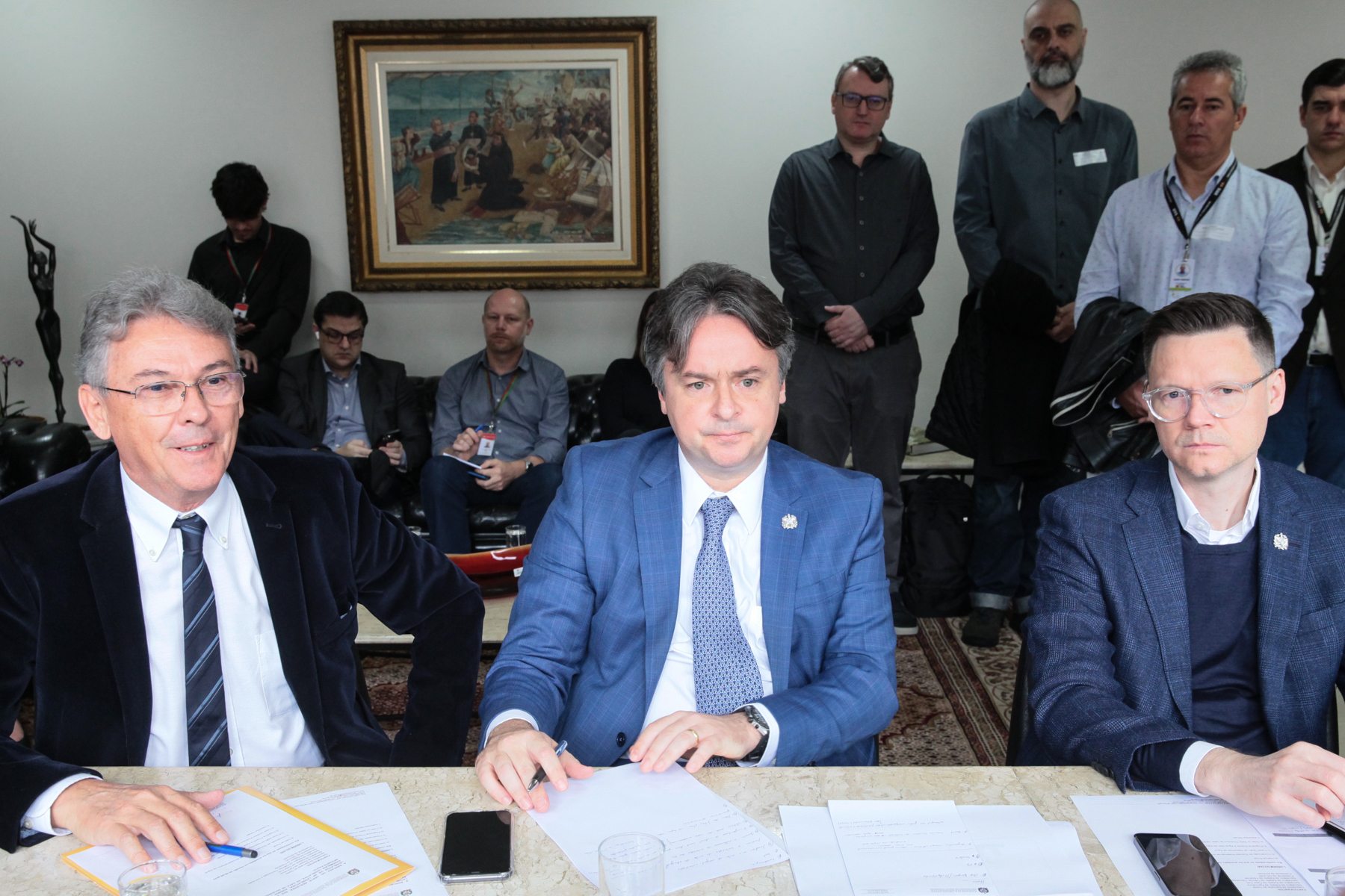 Reunião da Bancada do Oeste - Tarcísio Estefano Rosa (E), diretor da CELESC); Marcelo Fett (C),  Secretário de Estado da Ciência, Tecnologia e Inovação;  Cleverson Siewert (E), Secretário de Estado da Fazenda