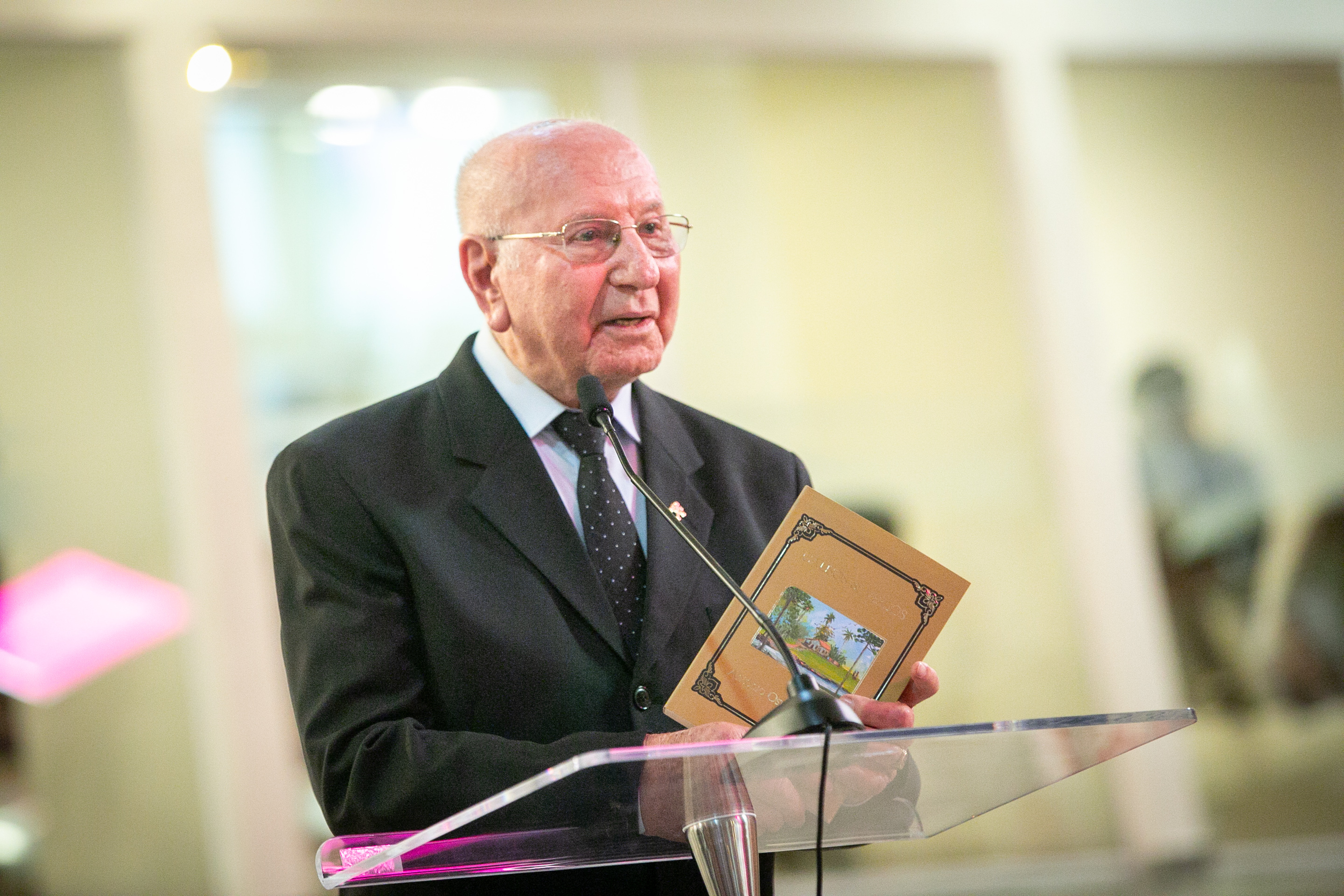 LANÇAMENTO LITERÁRIO - 