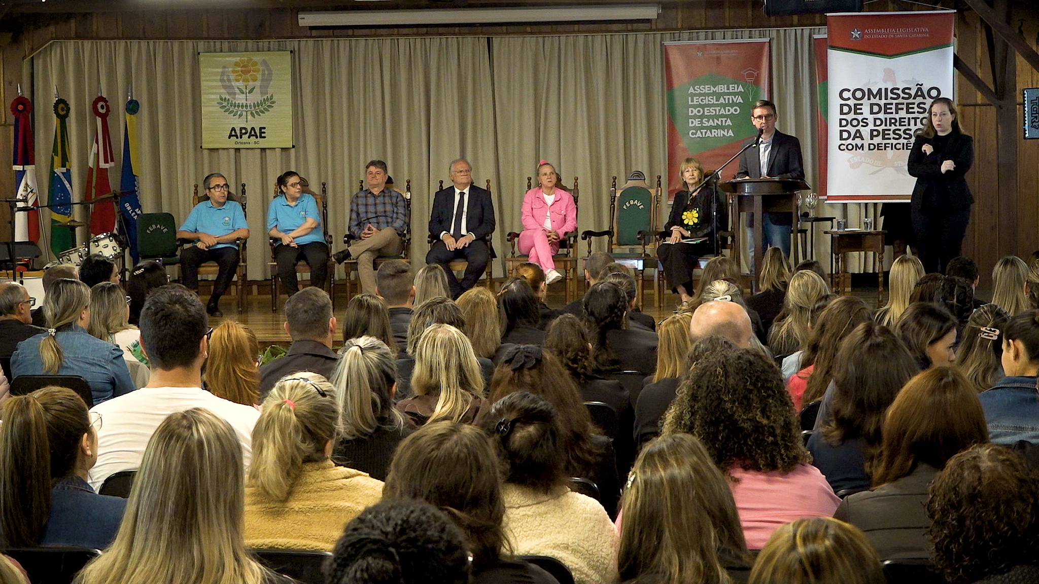 Seminário de Práticas Inclusivas em Educação Especial no Transtorno do Espectro Autista - Orleans