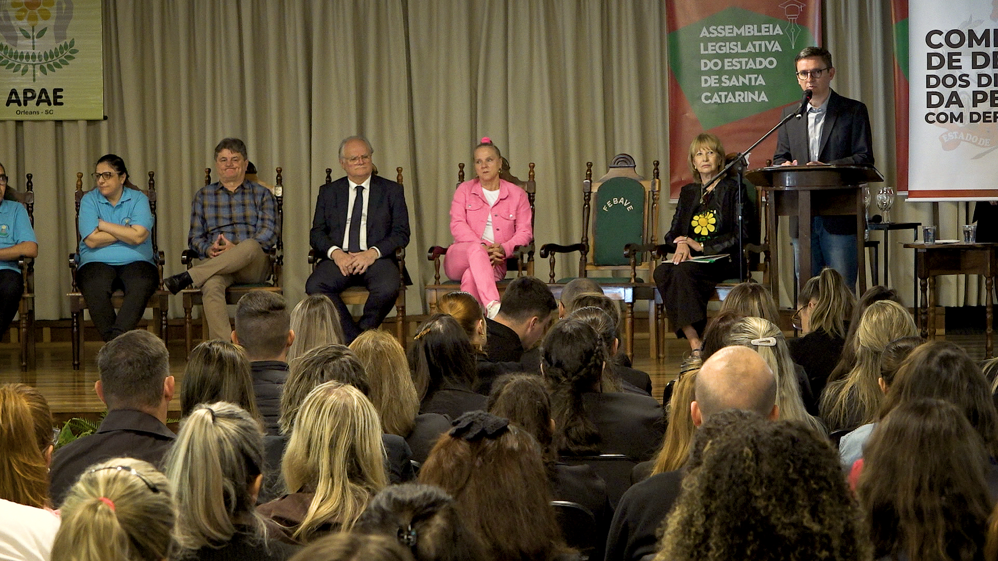 Seminário de Práticas Inclusivas em Educação Especial no Transtorno do Espectro Autista - Orleans