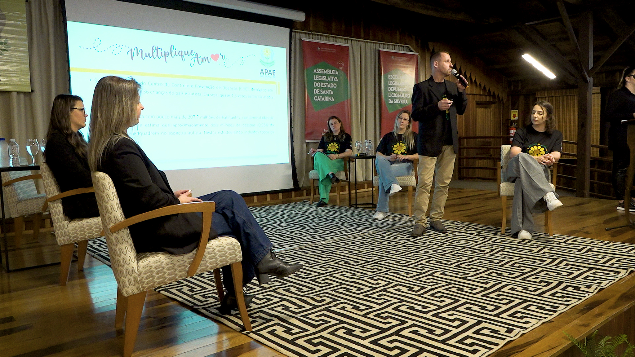 Seminário de Práticas Inclusivas em Educação Especial no Transtorno do Espectro Autista - Orleans