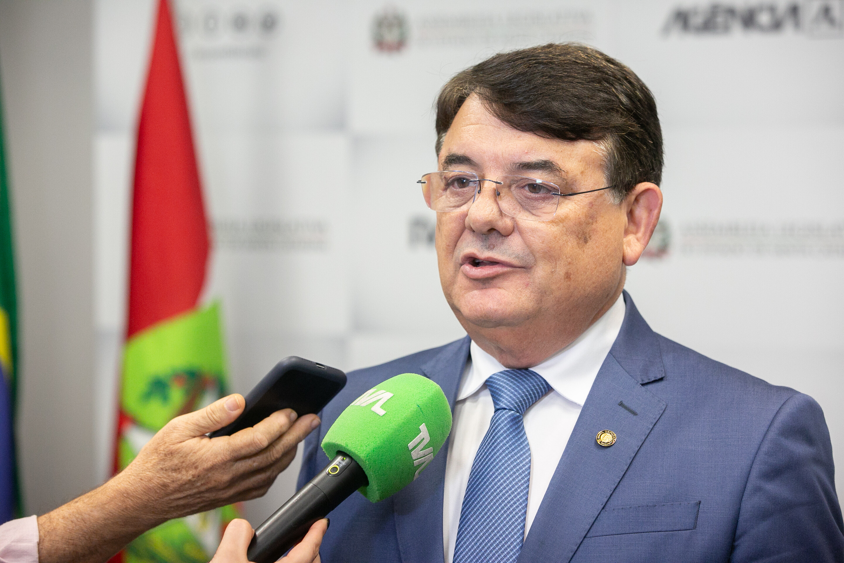 Proponente da homenagem, deputado Maurício Peixer (PL).