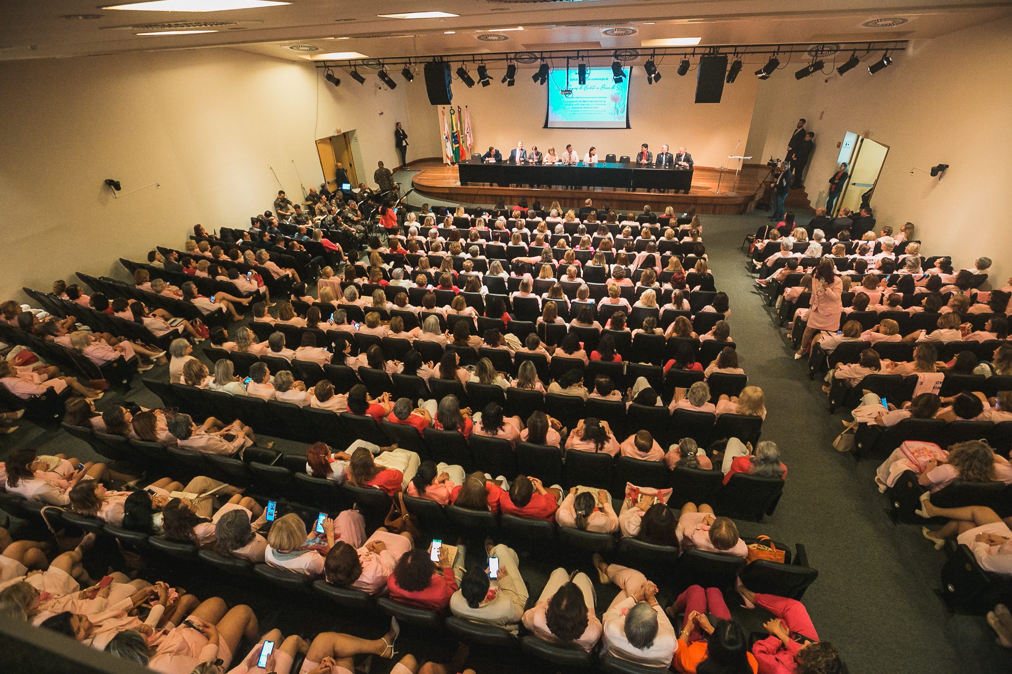 Lançamento do Outubro Rosa e da Frente Parlamentar de Apoio às Redes Femininas de Combate ao Câncer