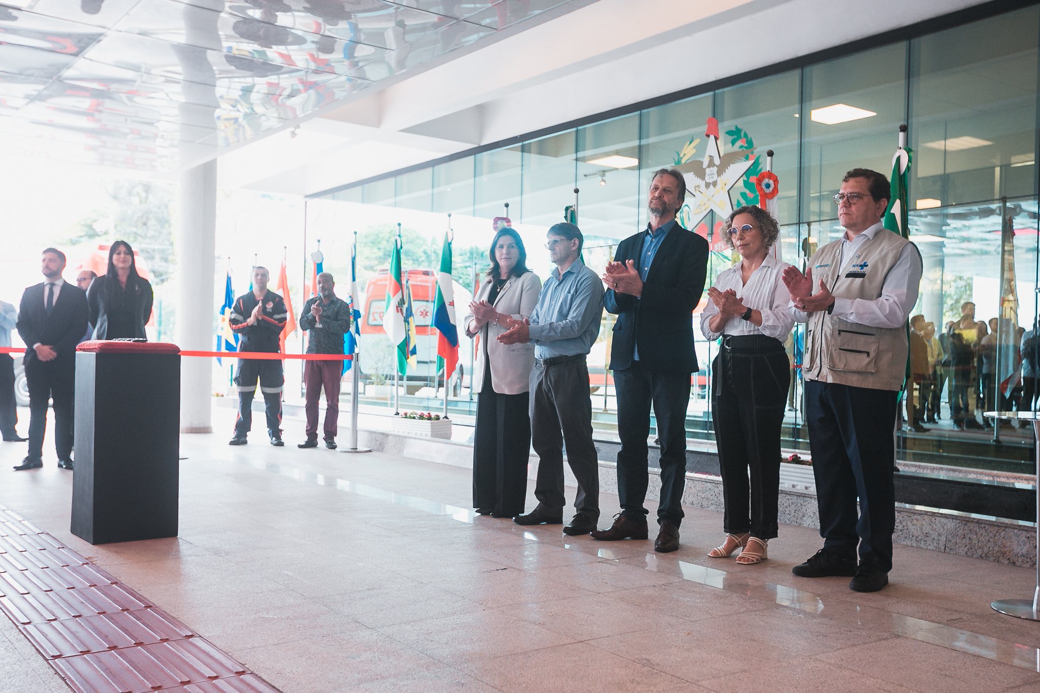 Ato oficial de entrega de Ambulâncias