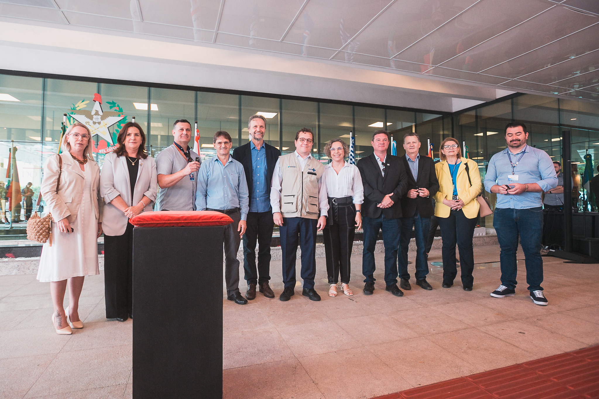 Ato oficial de entrega de Ambulâncias