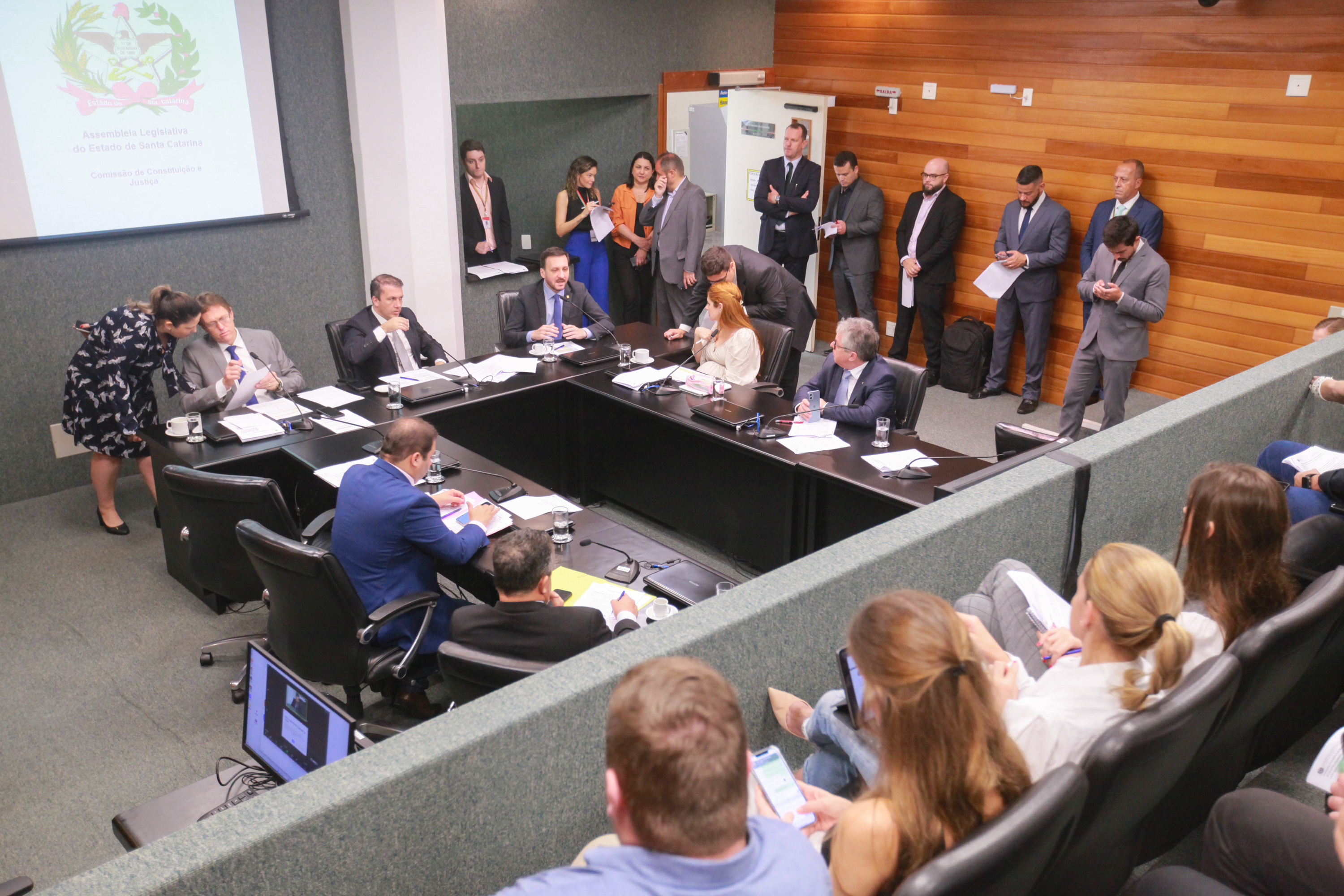 Comissão de Constituição e Justiça