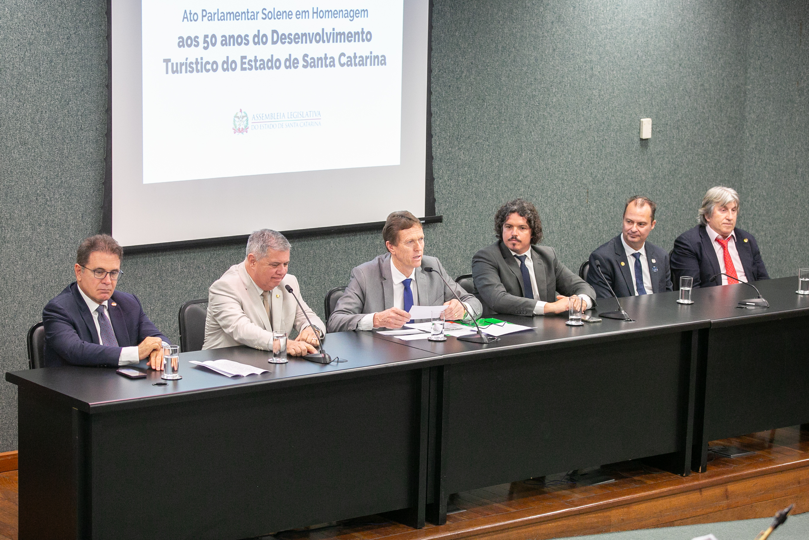ATO PARLAMENTAR SOLENE - 50 anos do Desenvolvimento Turístico do Estado de Santa Catarina