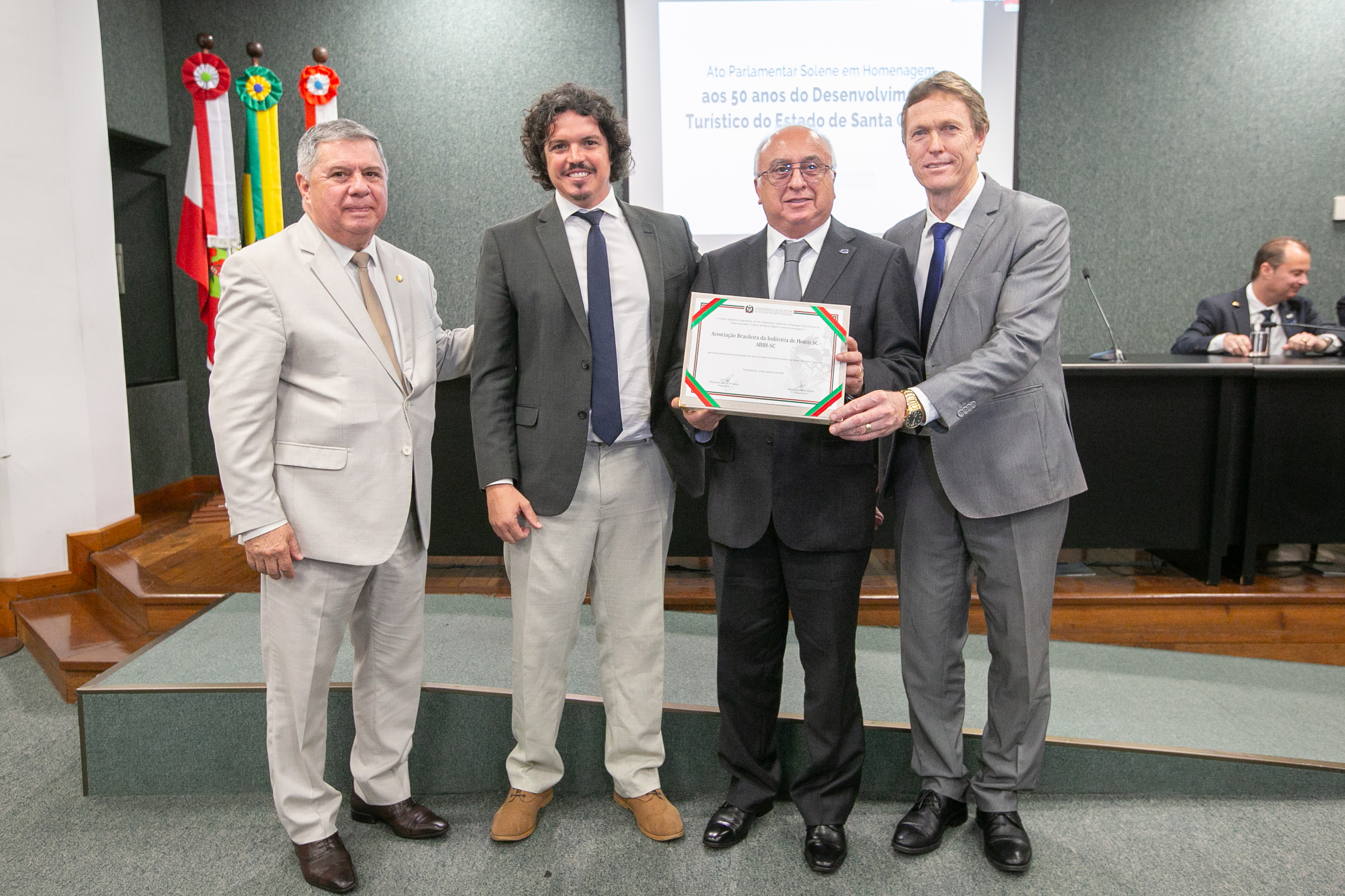 ATO PARLAMENTAR SOLENE - 50 anos do Desenvolvimento Turístico do Estado de Santa Catarina