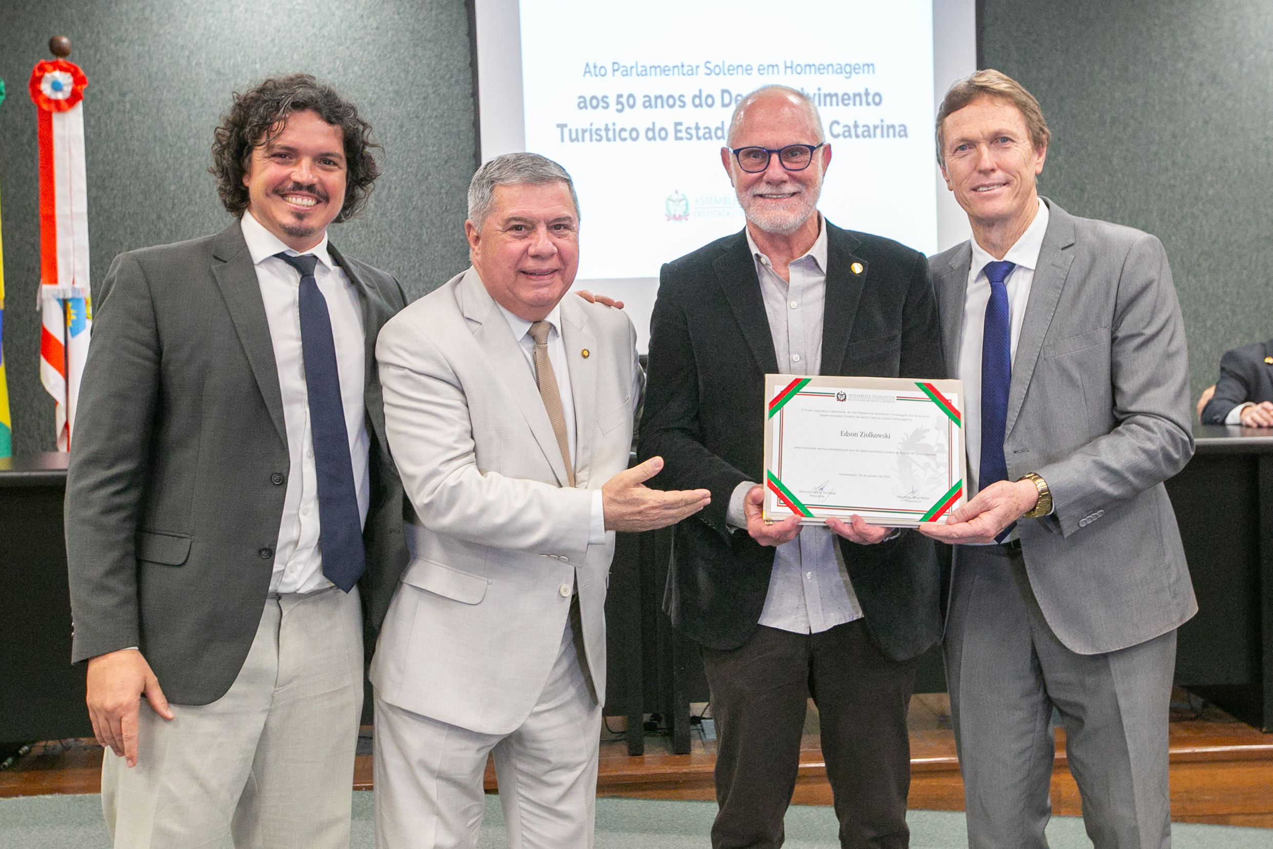 ATO PARLAMENTAR SOLENE - 50 anos do Desenvolvimento Turístico do Estado de Santa Catarina