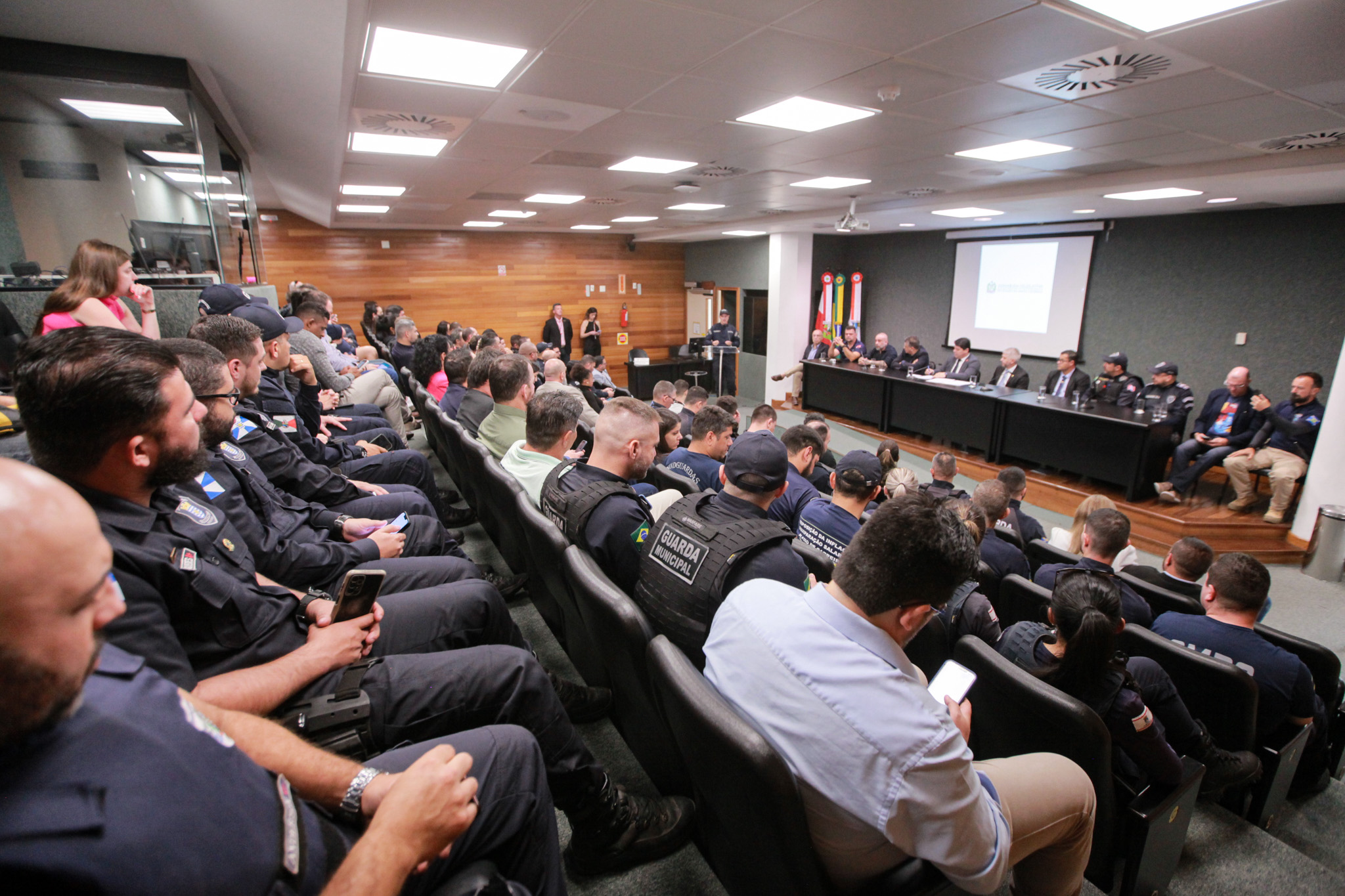 Frente Parlamentar em Apoio às Guardas Municipais
