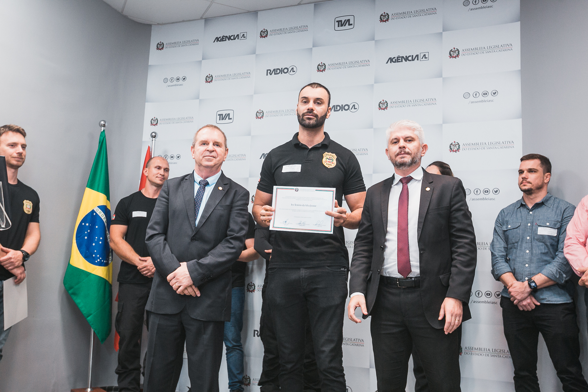 Moção de Aplauso - Policiais Civis - Dep. Maurício Eskudlark e Dep. Egídio Ferrari