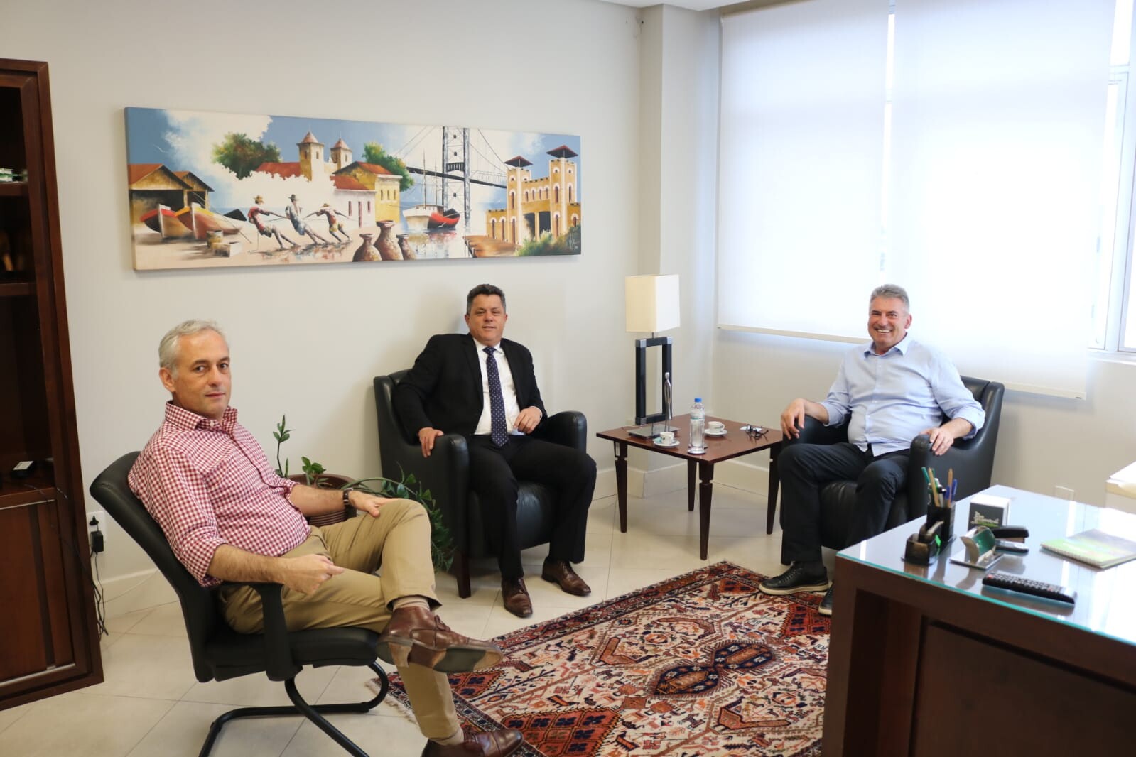 eputado Ivan Naatz esteve reunido com o Diretor Geral do BRDE, João Paulo Kleinbing e Diretor de Acompanhamento e Recuperação de Créditos, Mauro Maria