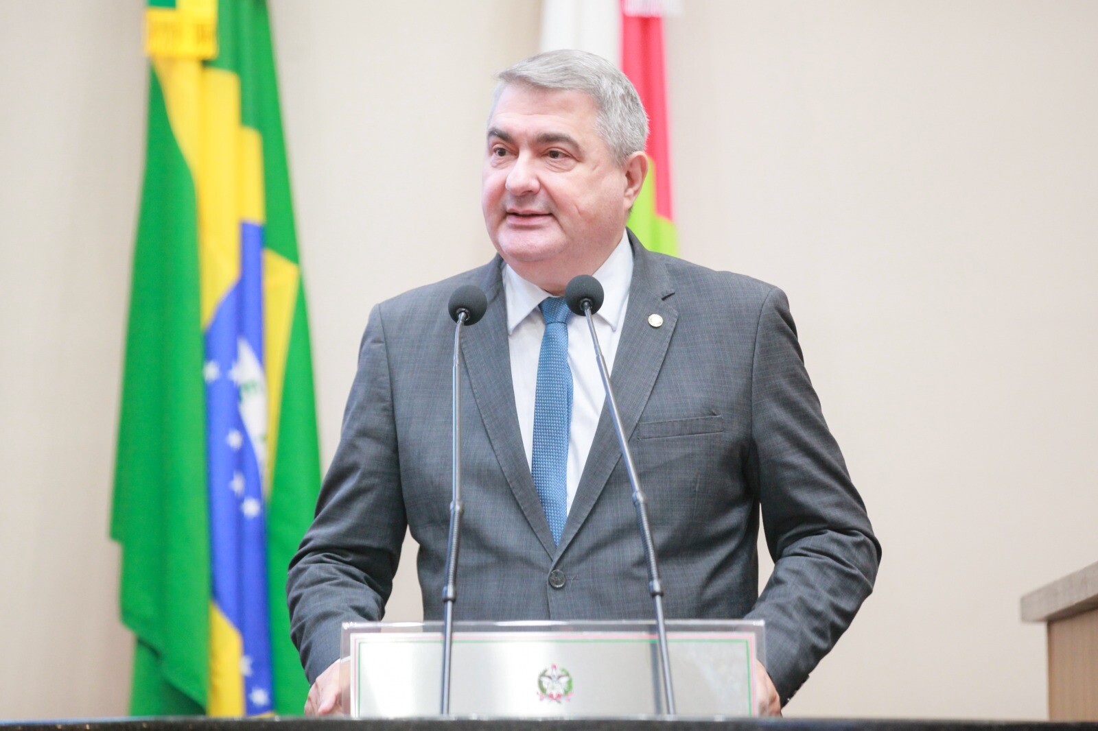 Deputado Lunelli.