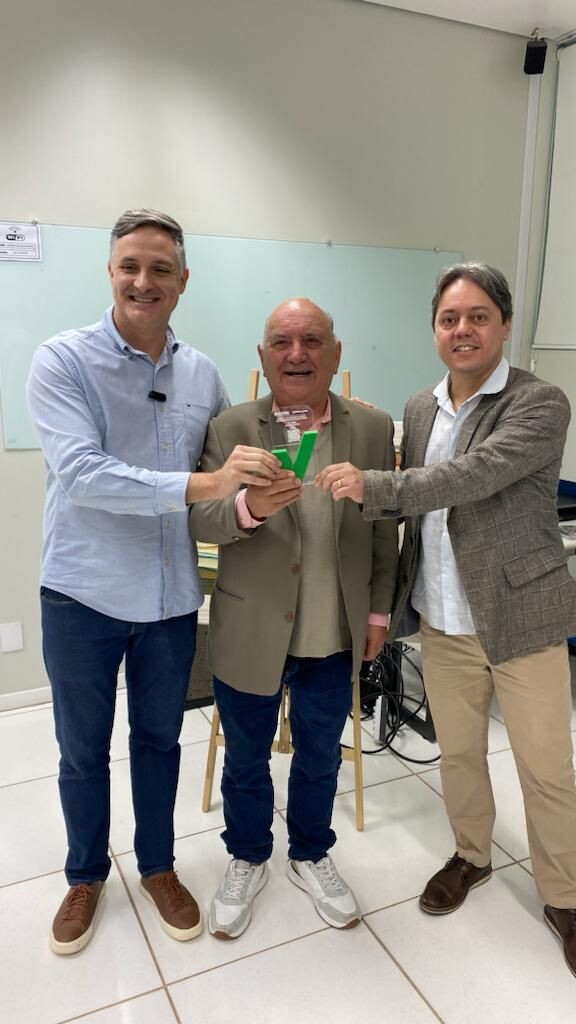 Deputado Matheus Cadorin e dirigentes da Fundação Pró-Rim, de Joinville