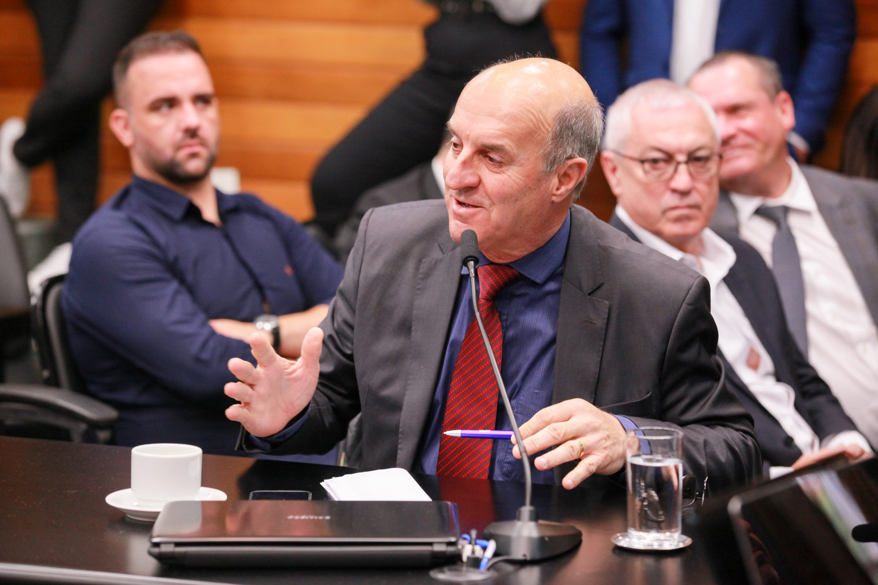 - Deputado José Milton Scheffer (PP)