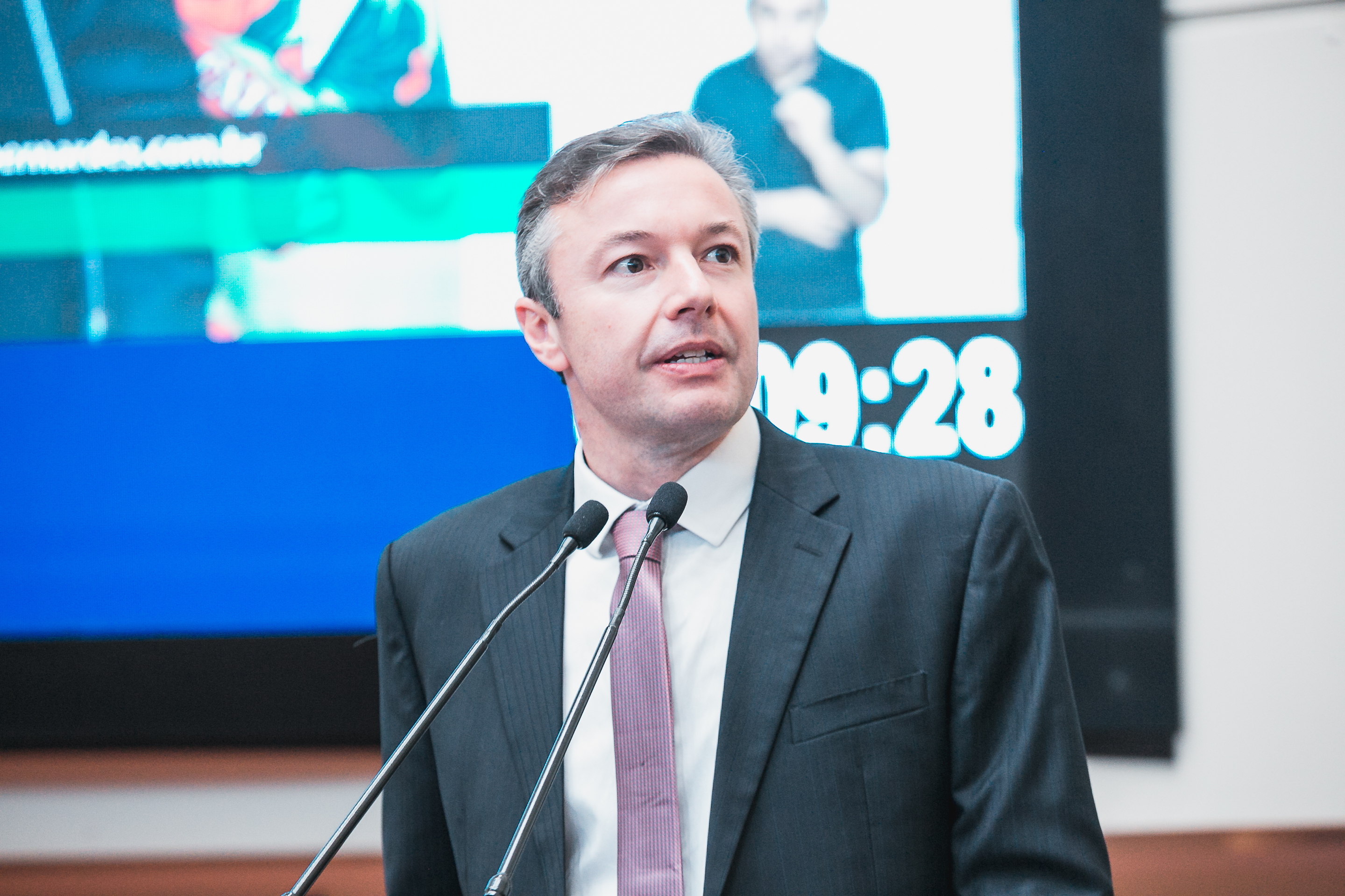 - Deputado Napoleão Bernardes (PSD)