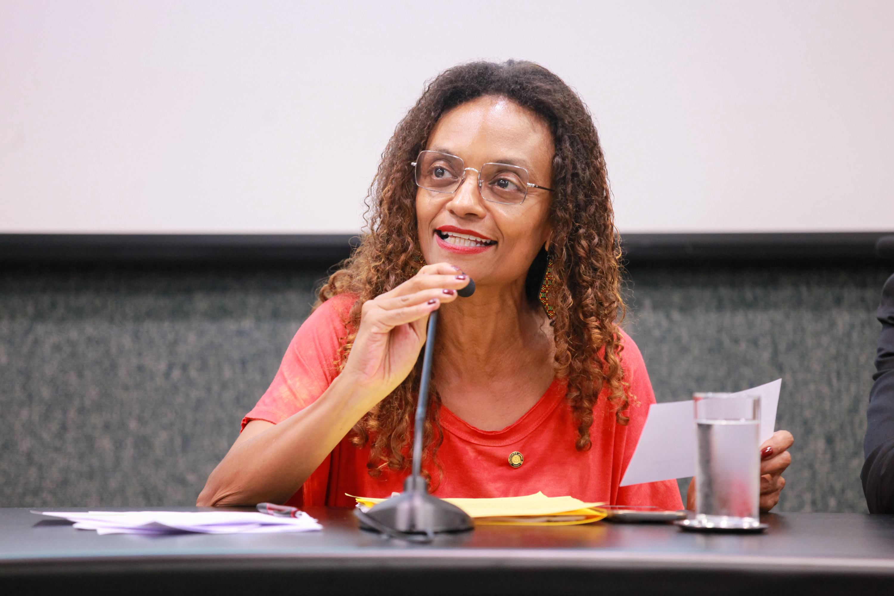 - Deputada Profº Vanessa Rosa (PT)