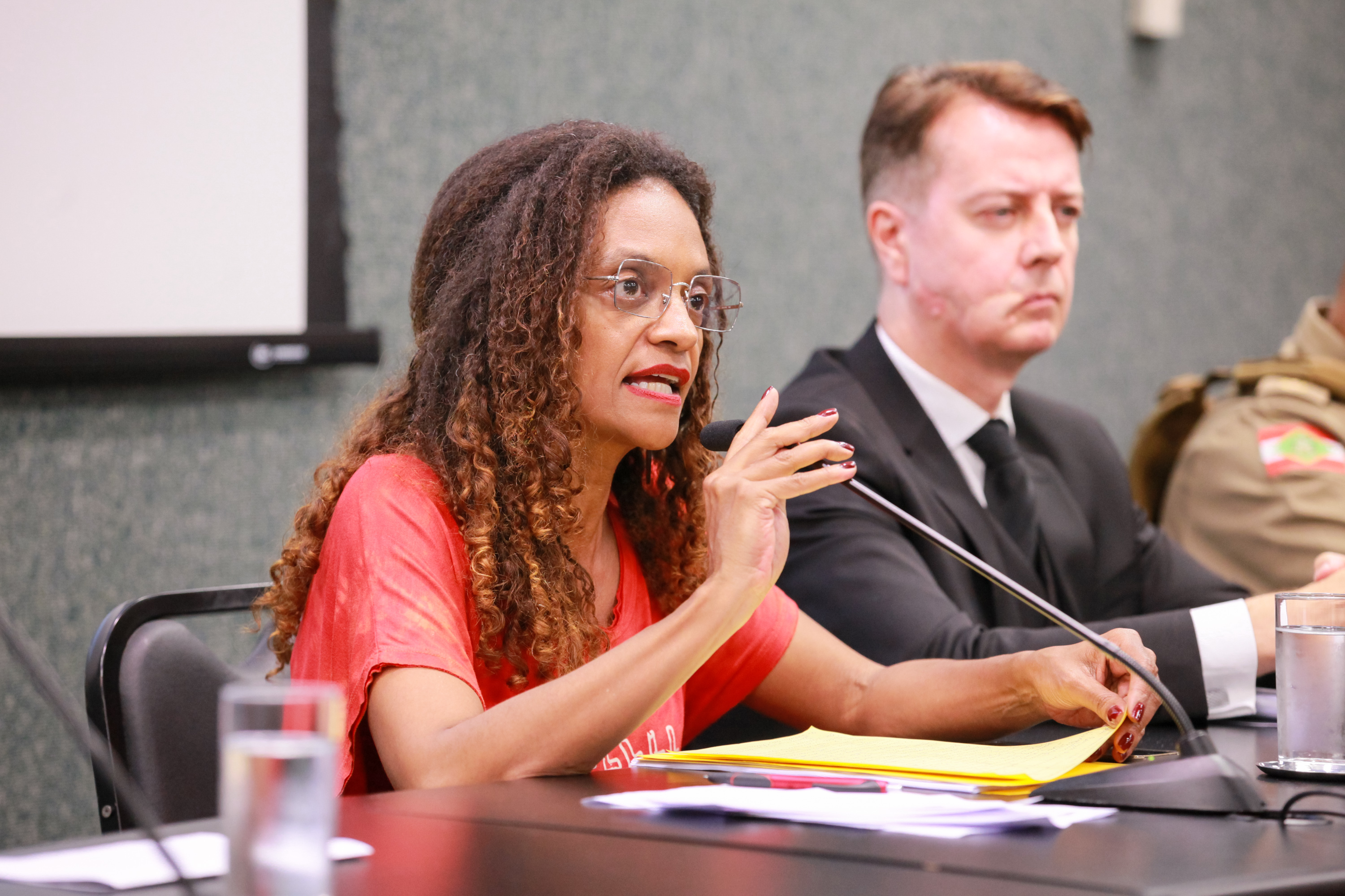 - Deputada Profº Vanessa Rosa (PT)