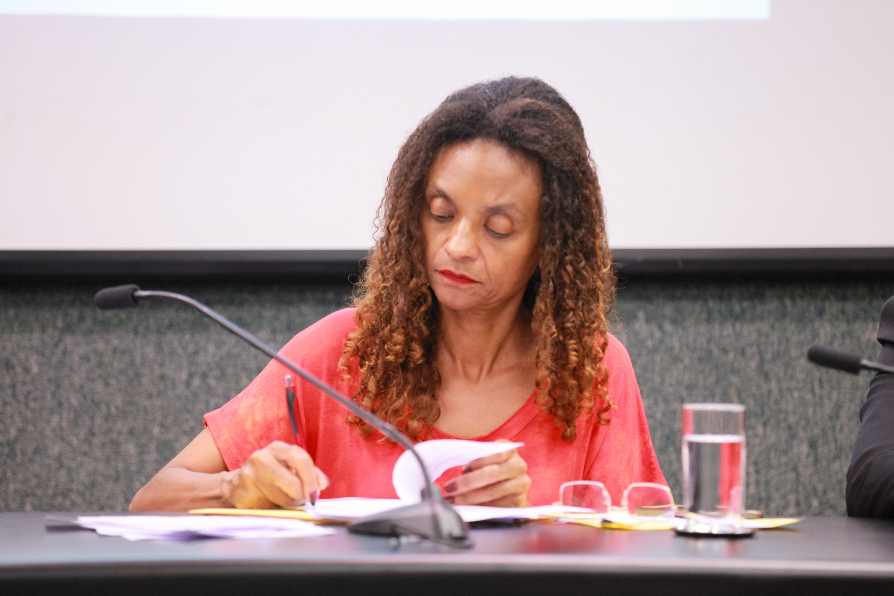 - Deputada Profº Vanessa Rosa (PT)
