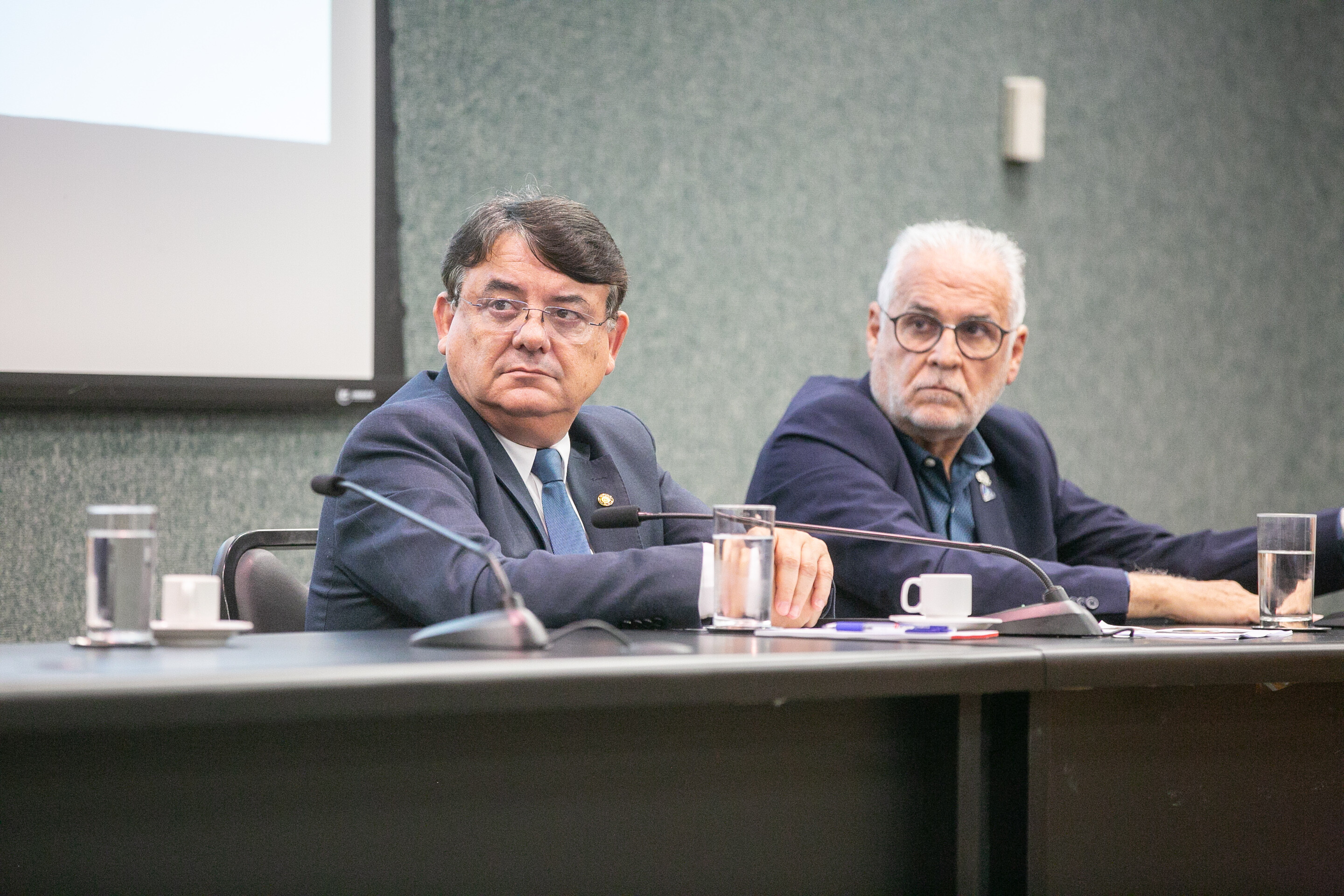 Deputado Mauricio Peixer e o presidente da Casan, Edson Moritz