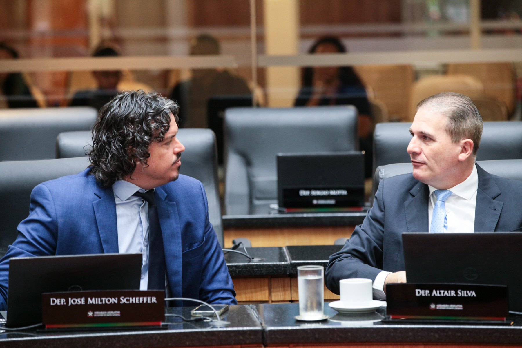 - Deputado Marquito (PSOL) - Deputado Altair Silva (PP)