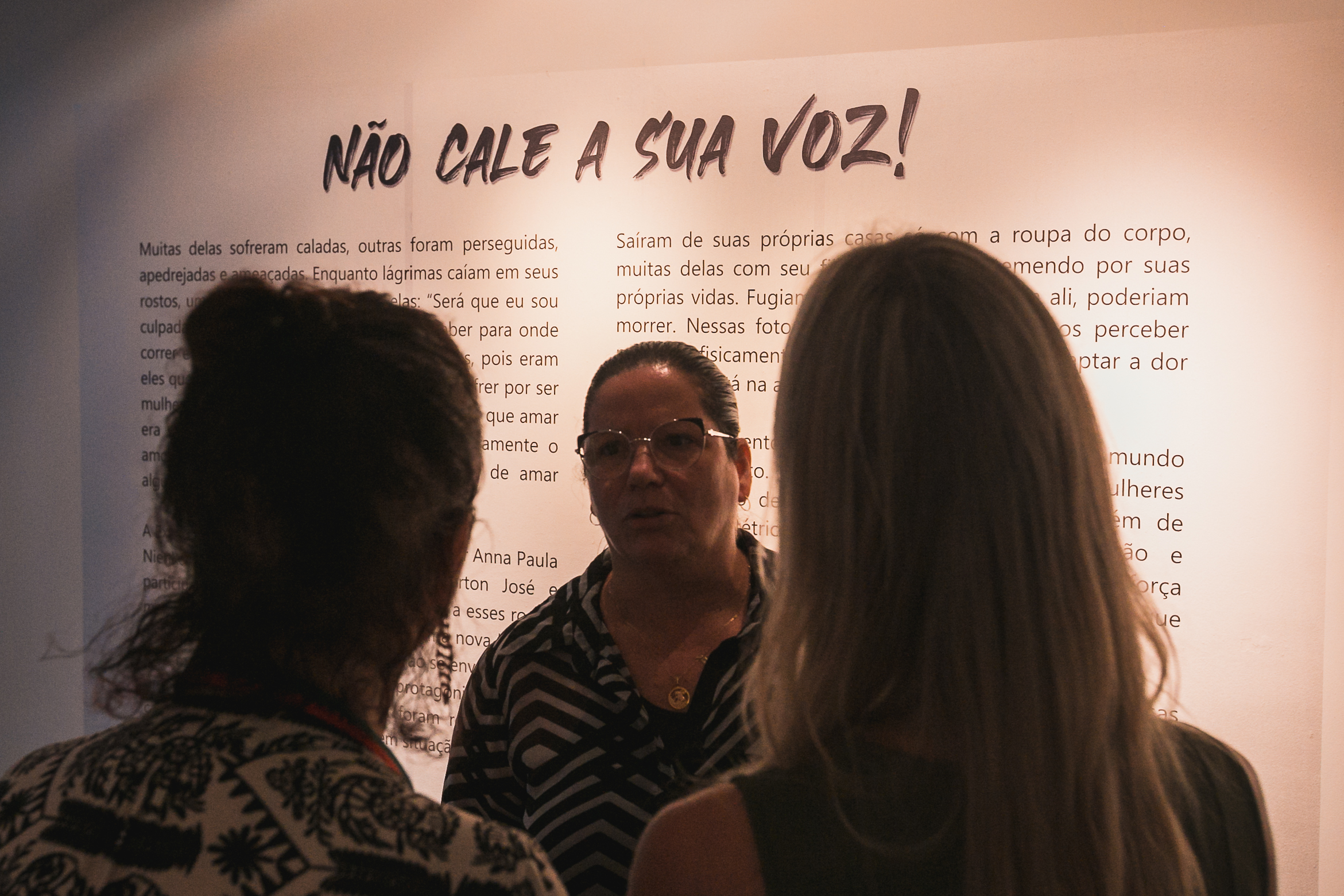 Exposição fotográfica “Não cale a sua VOZ”