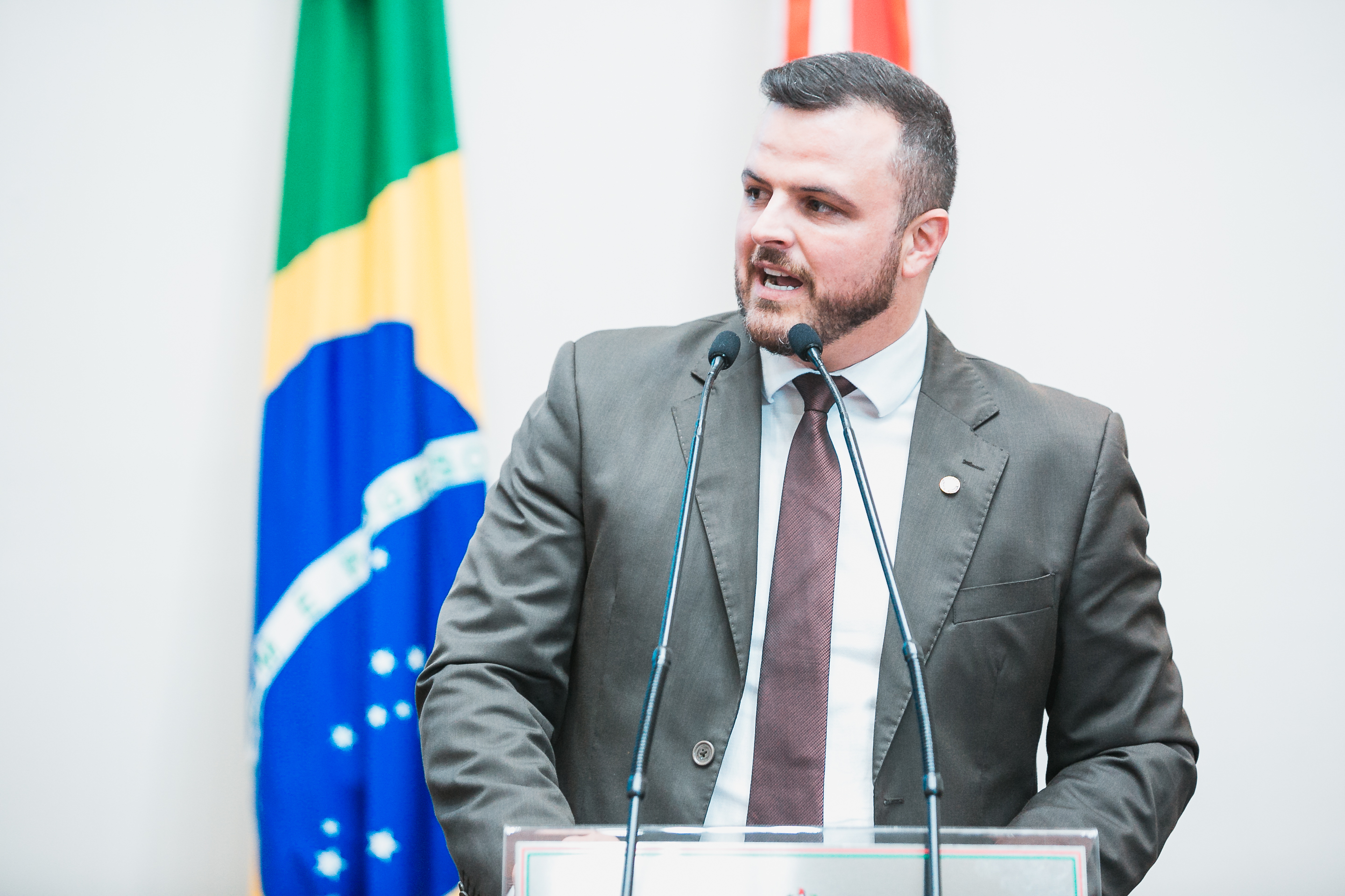 - Deputado Lucas Neves (PODEMOS)