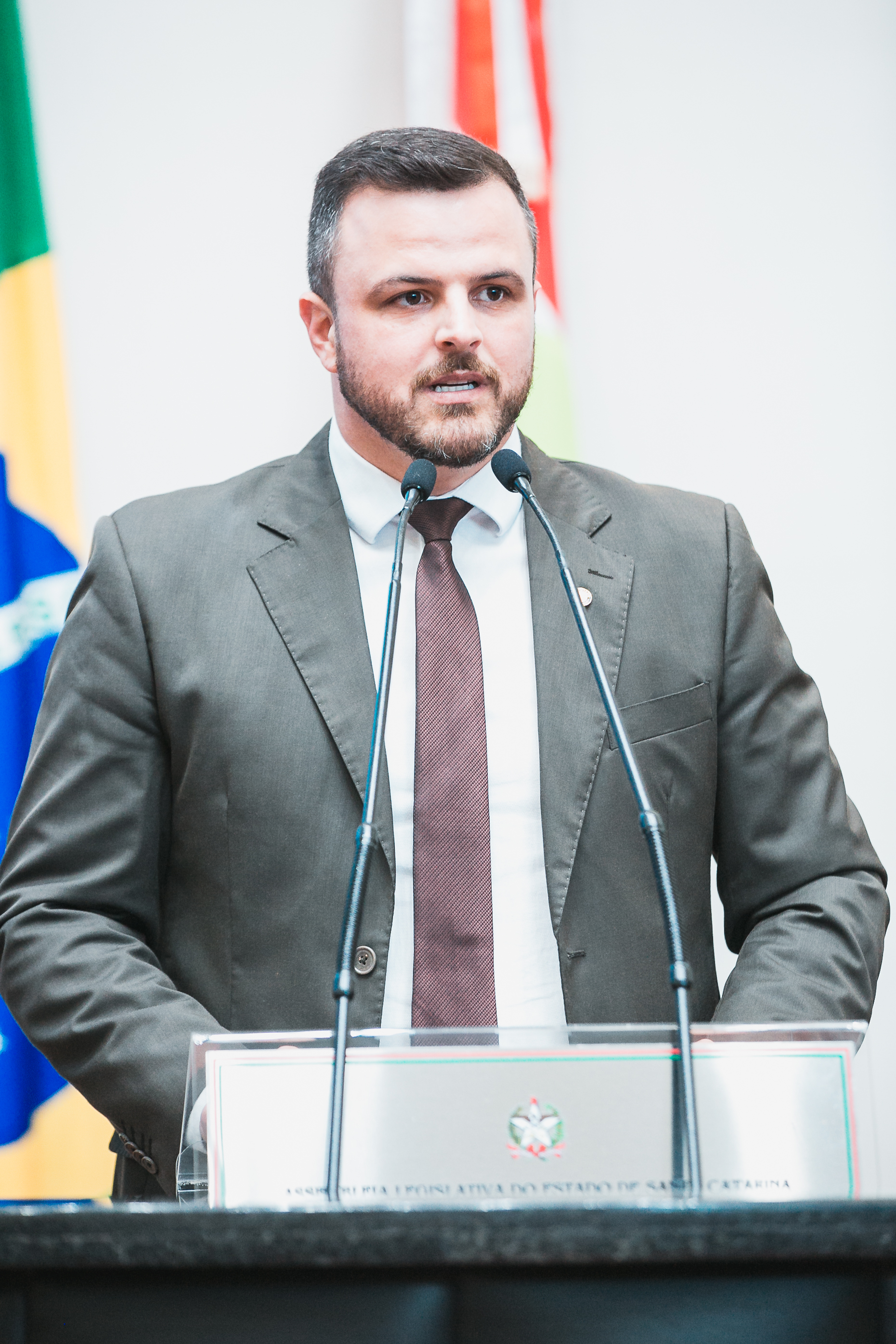 - Deputado Lucas Neves (PODEMOS)