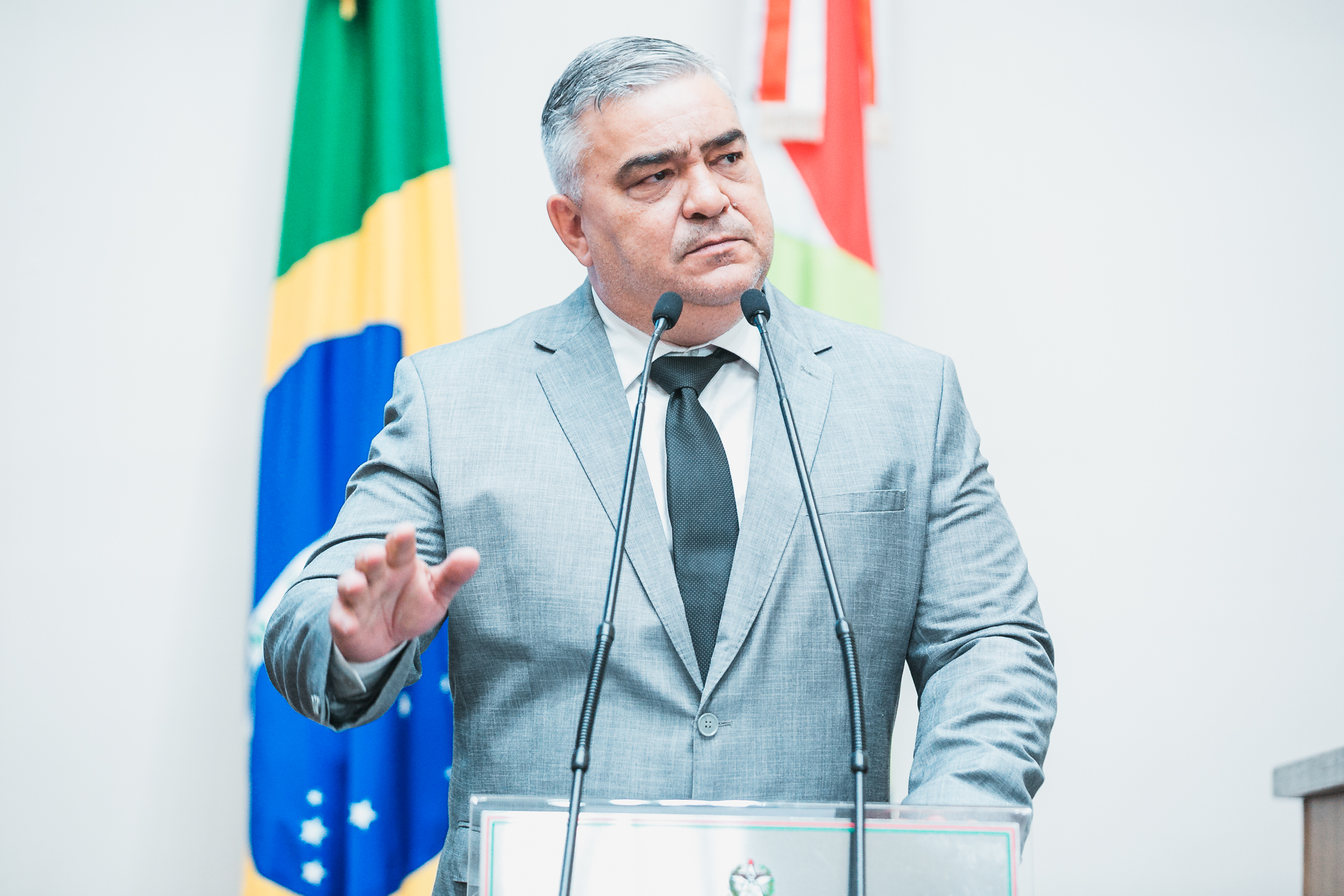 - Deputado Sargento Lima (PL)