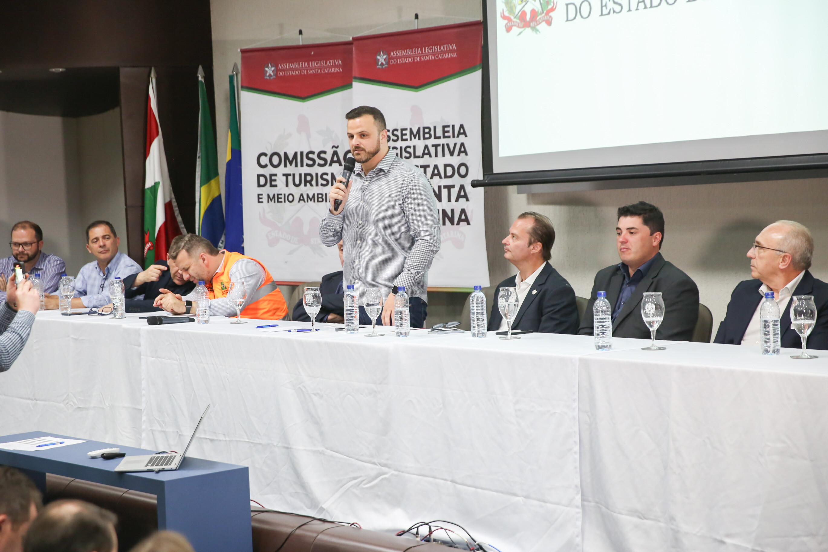 Seminário da Alesc debate turismo na serra catarinense