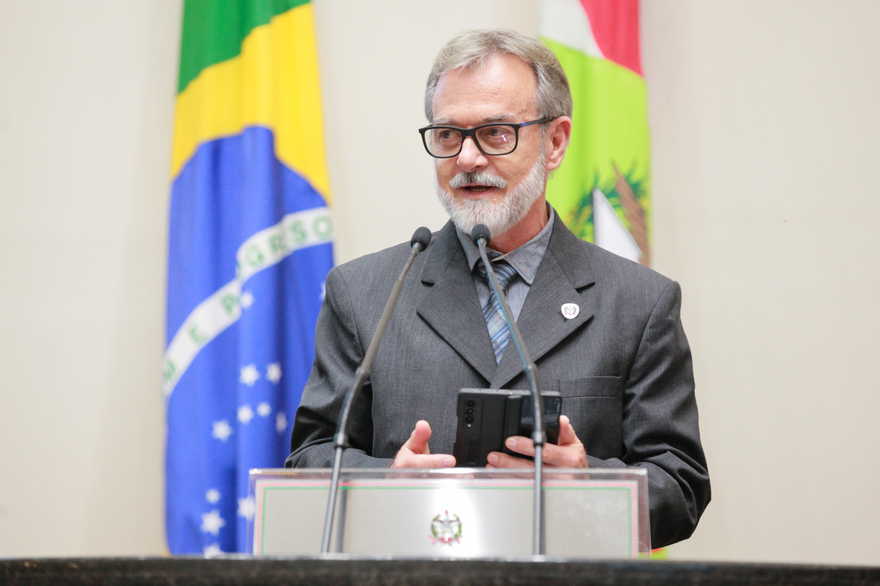 Paulo Cezar Cassol- Professor