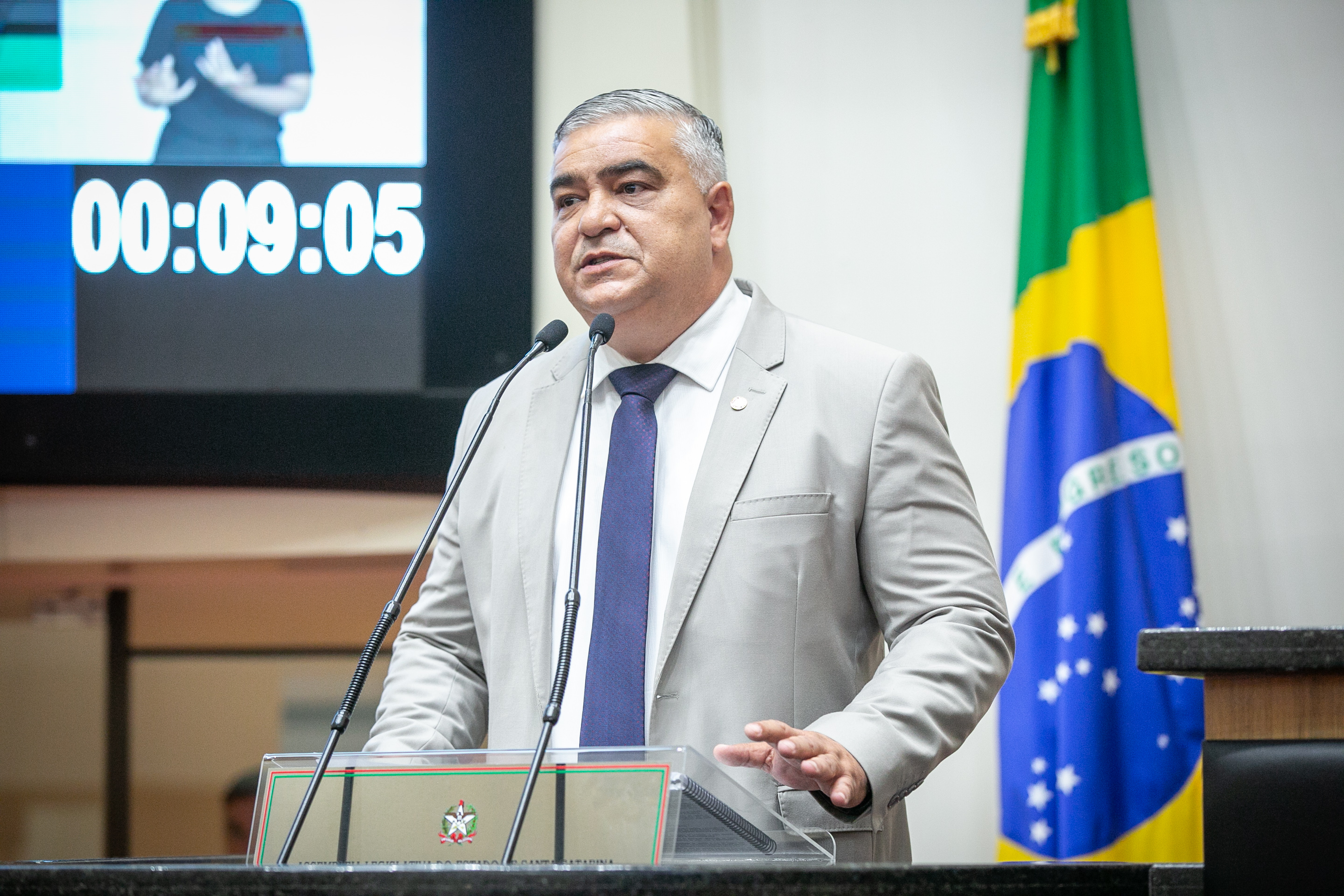 - Deputado Sargento Lima (PL)