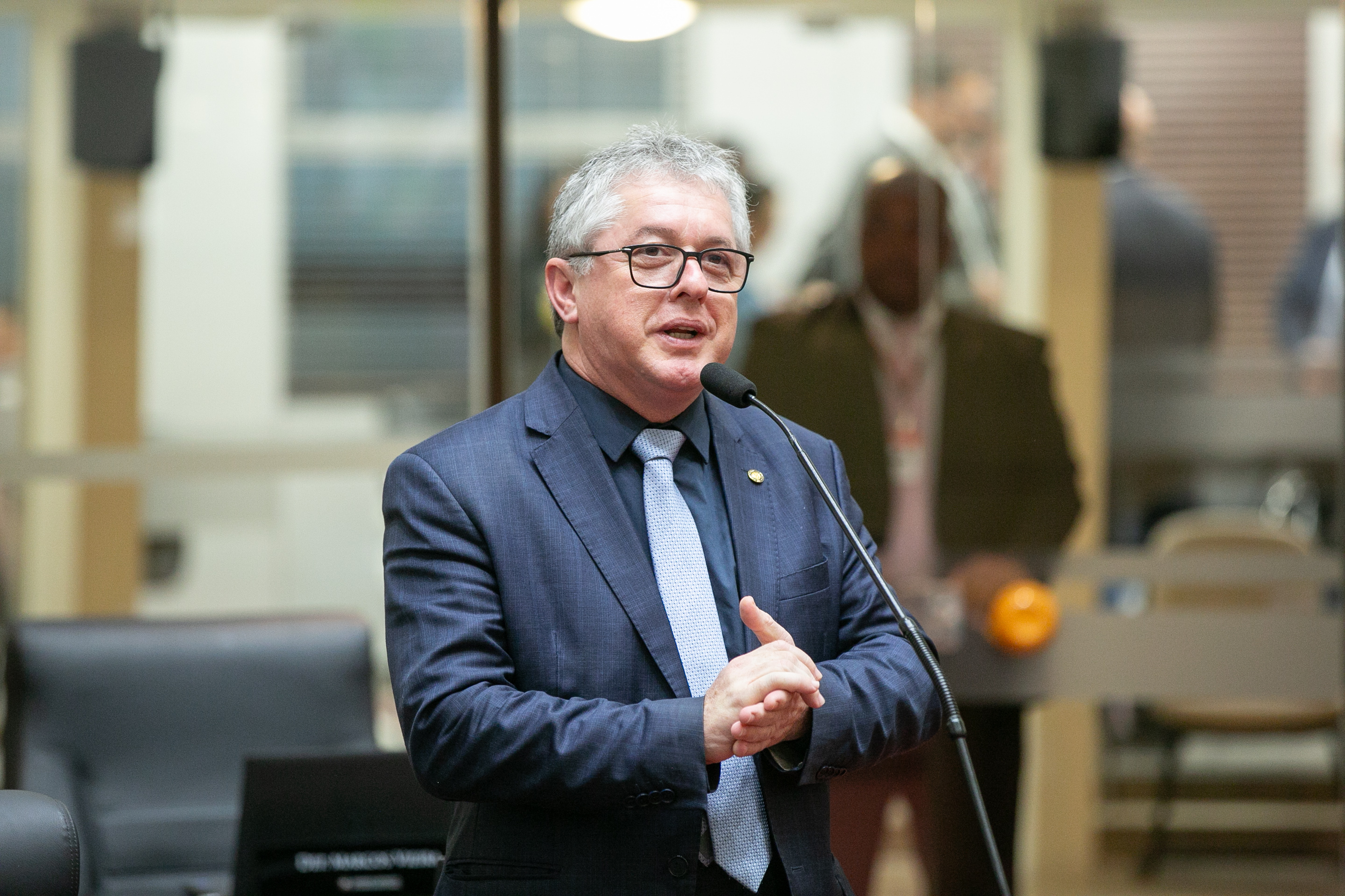 - Deputado Tiago Zilli (MDB)