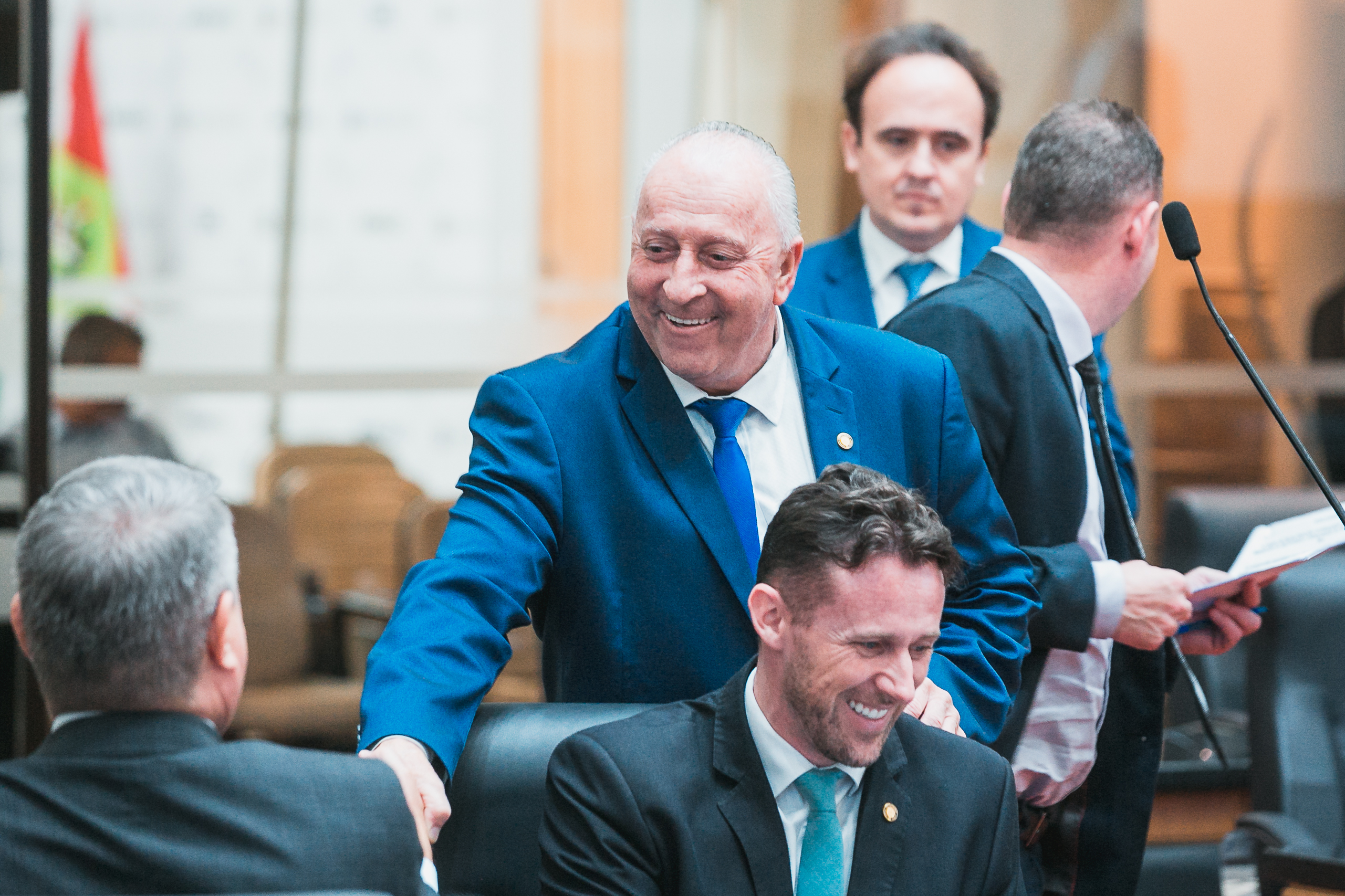 - Deputado Oscar Gutz (PL)