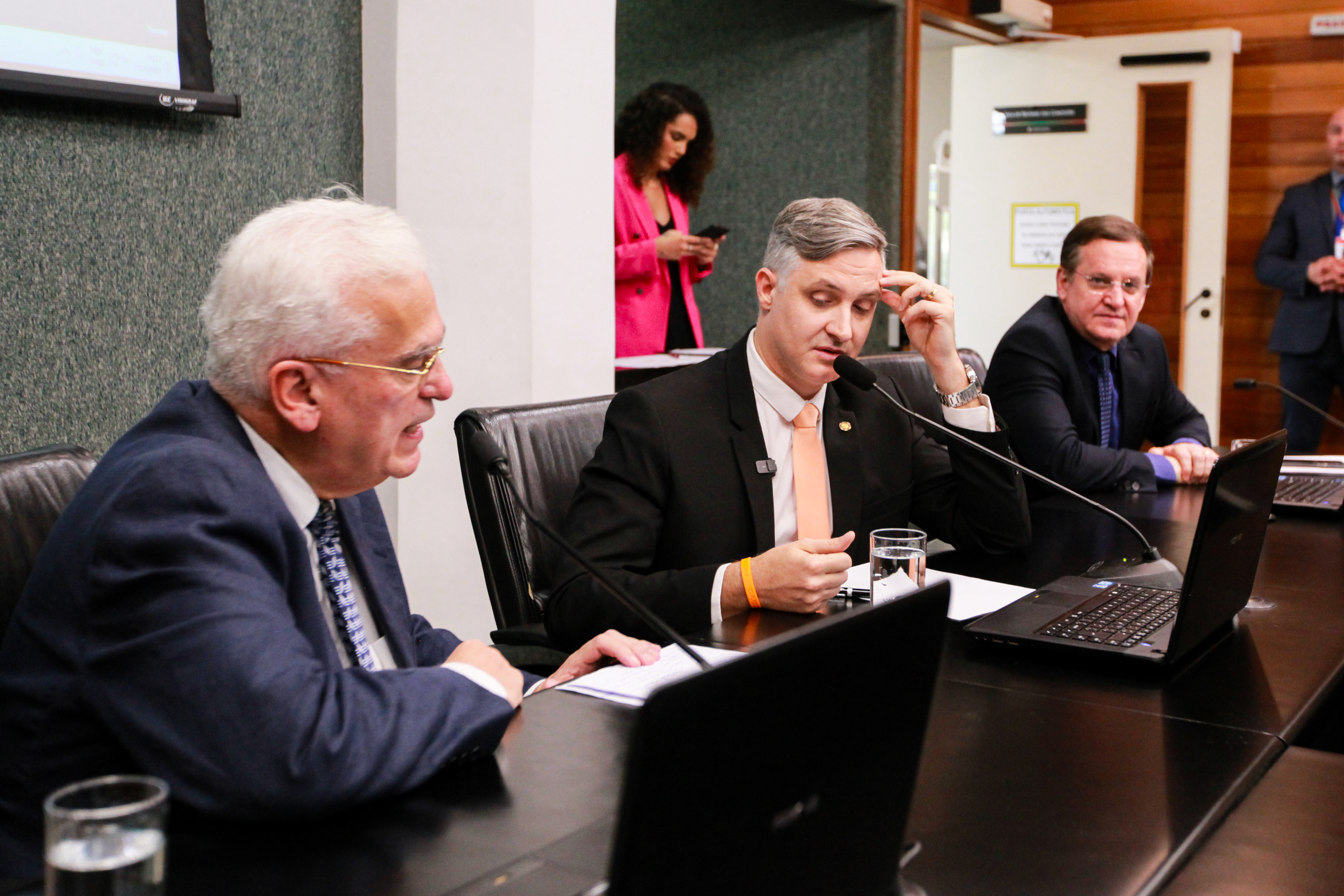 Comissão de Economia, Ciência, Tecnologia e Inovação
