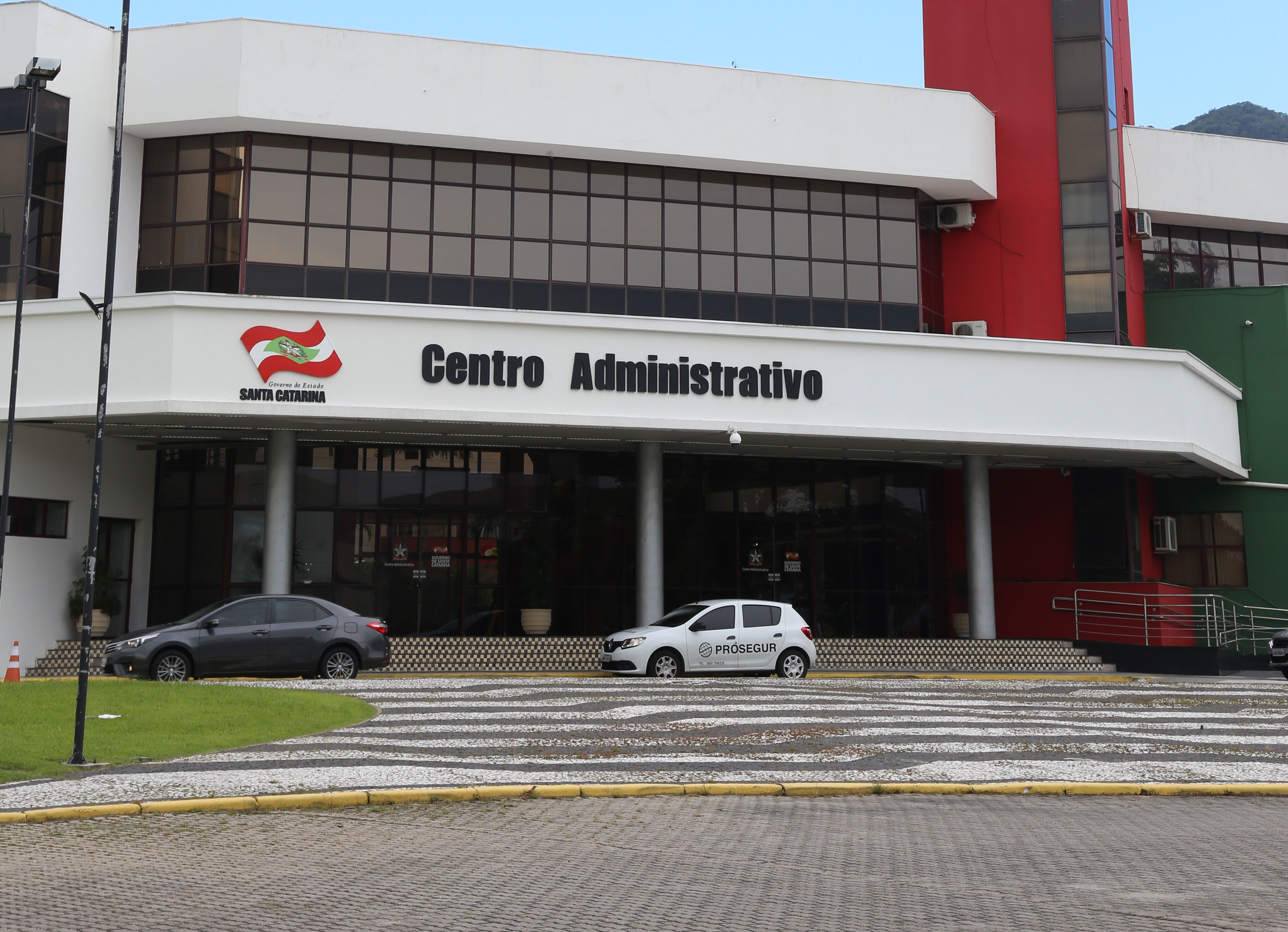 Pacote de projetos do Poder Executivo entra em tramitação